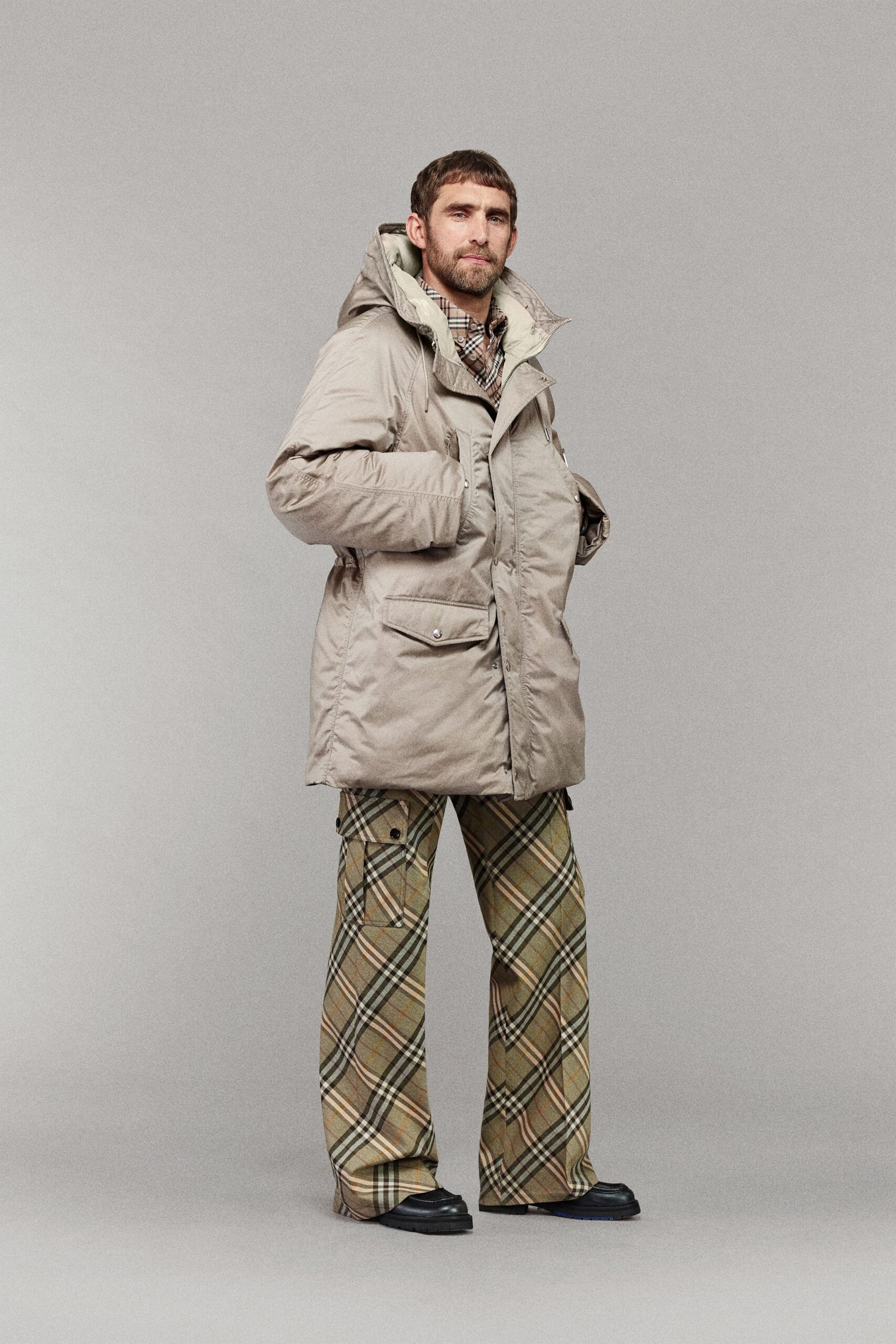 brown cotton fitted checked flared pants