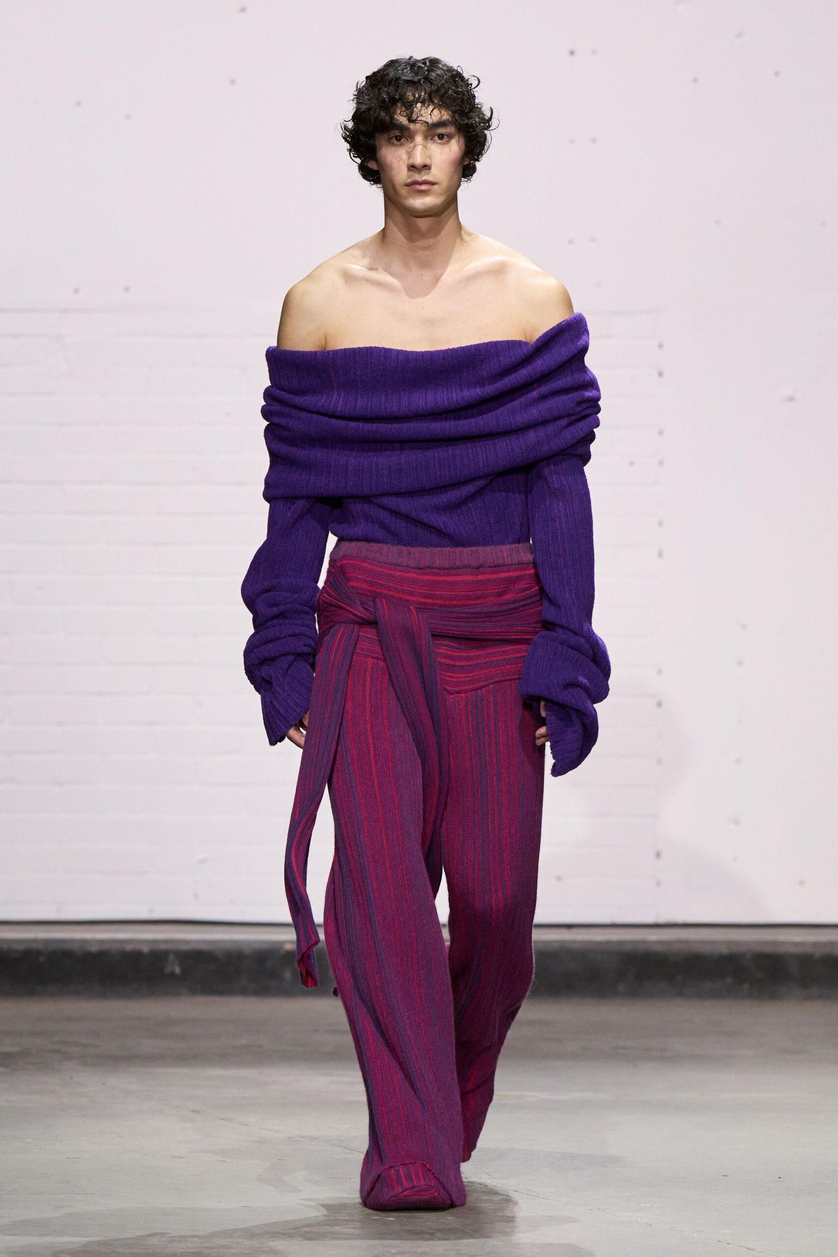 pink knit fitted striped straight-leg pants