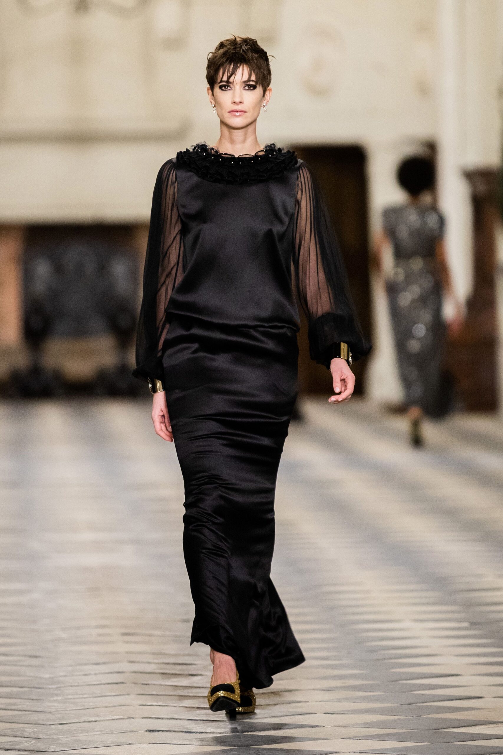 Chanel F/W 21 Look 809