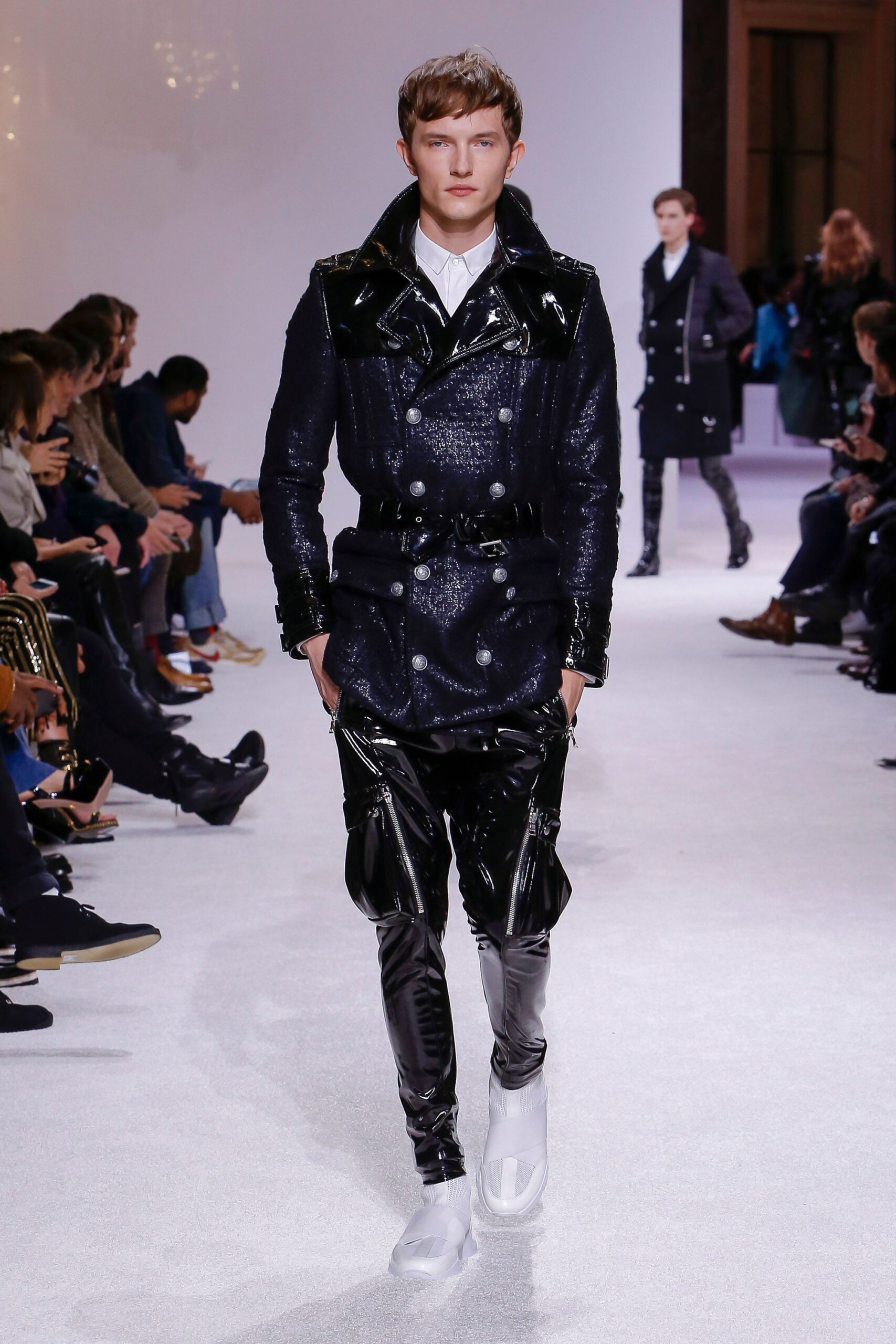 Balmain F/W 18 Menswear Look 751