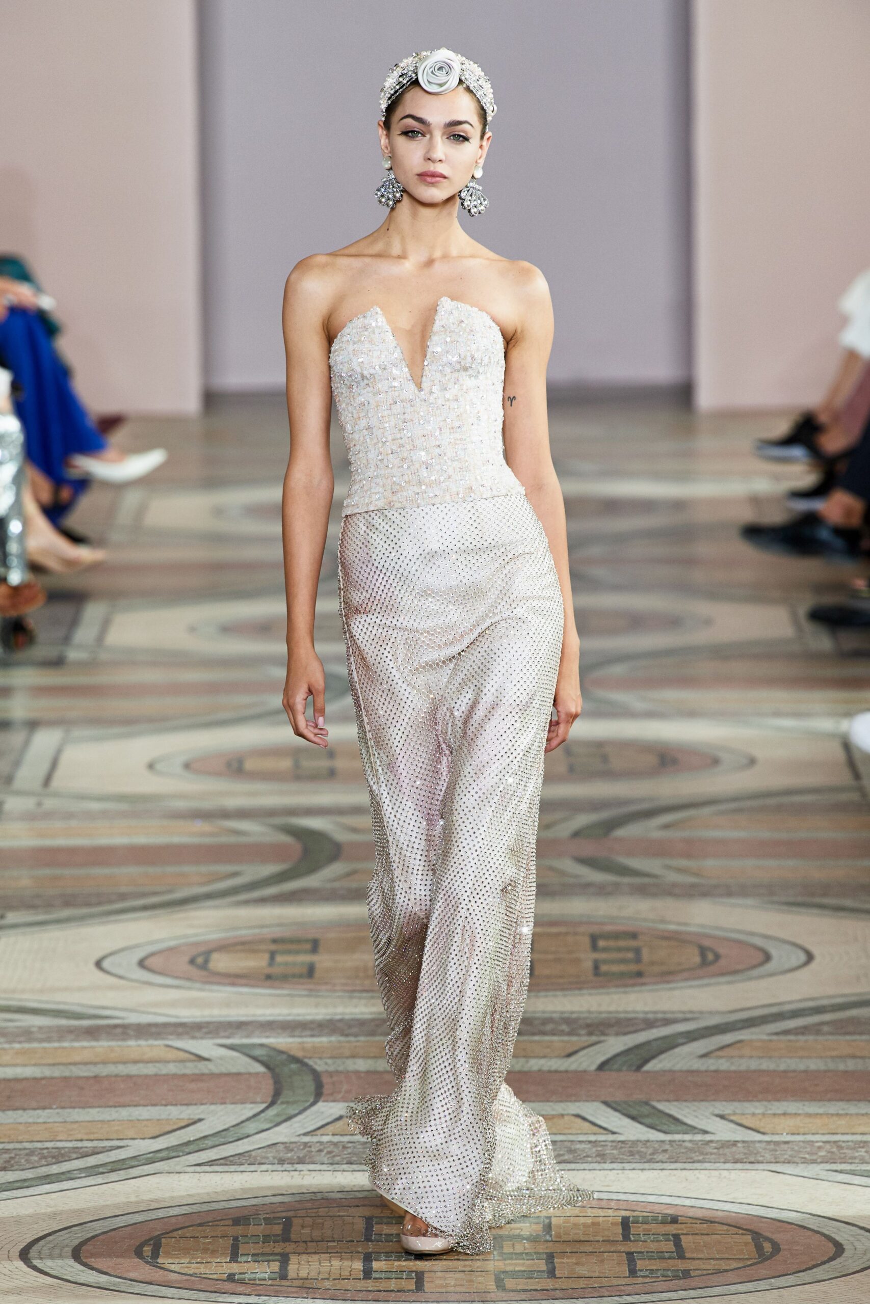 Armani Privé F/W 19 Couture Look 846