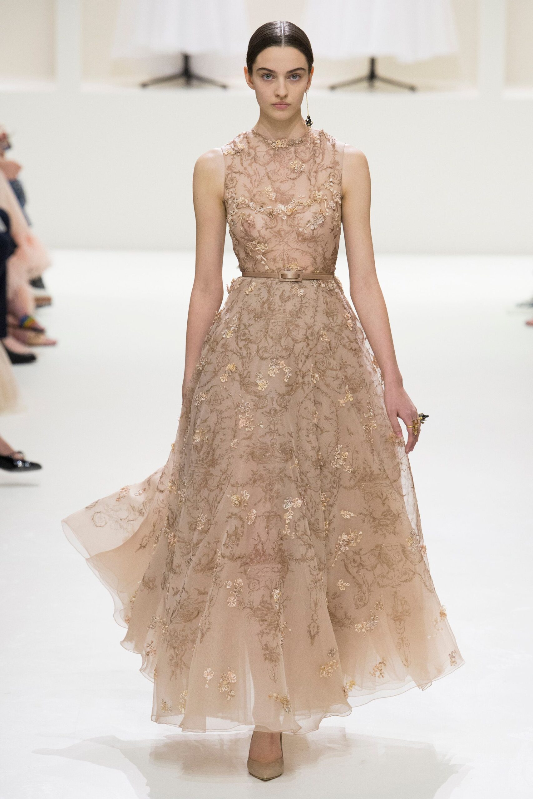 Christian Dior F/W 18 Couture Look 861