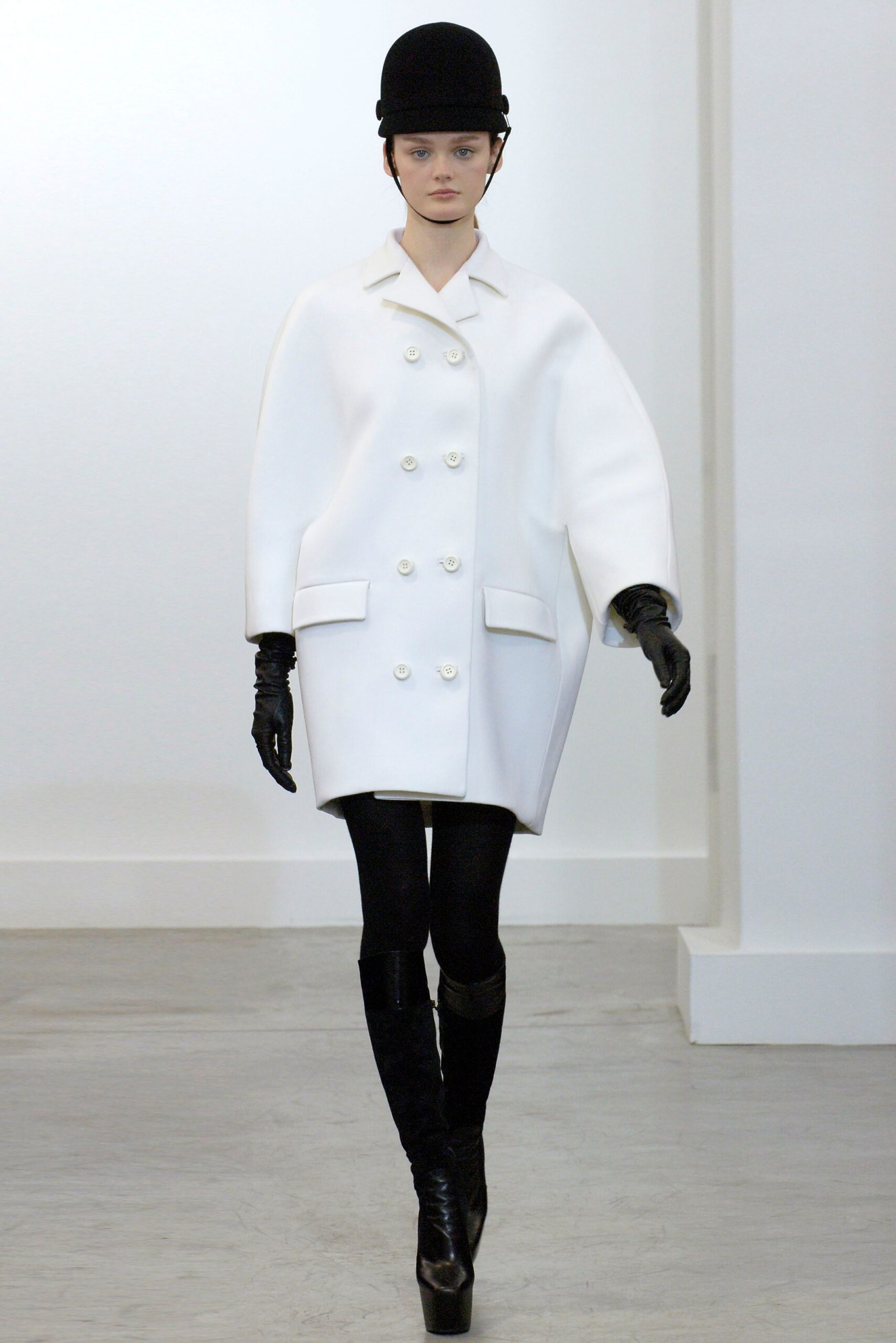 Balenciaga F/W 06 Look 47