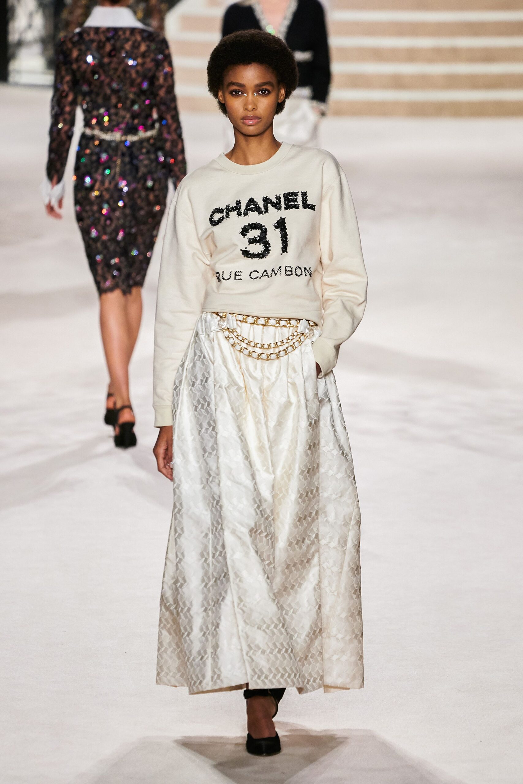 Chanel F/W 20 Look 935