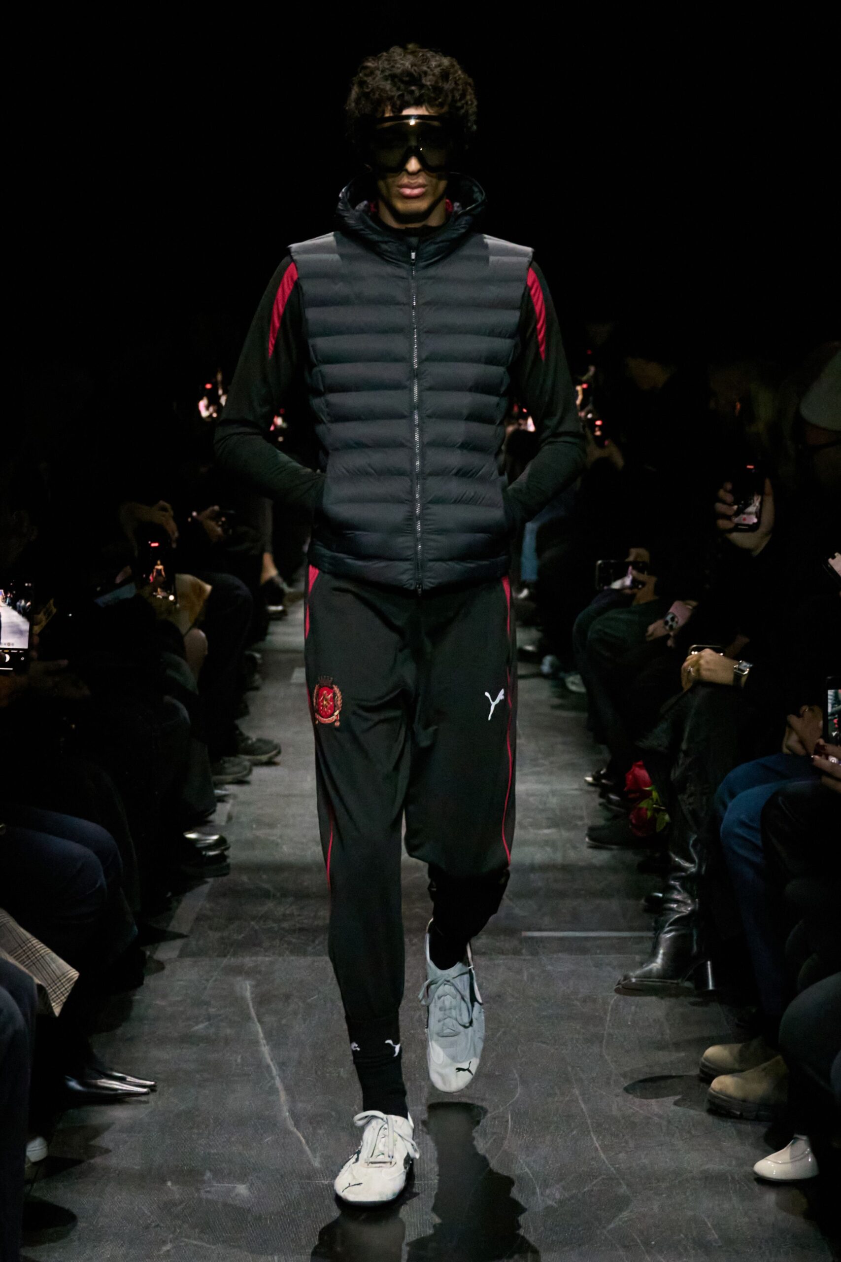 black fitted vest with pants