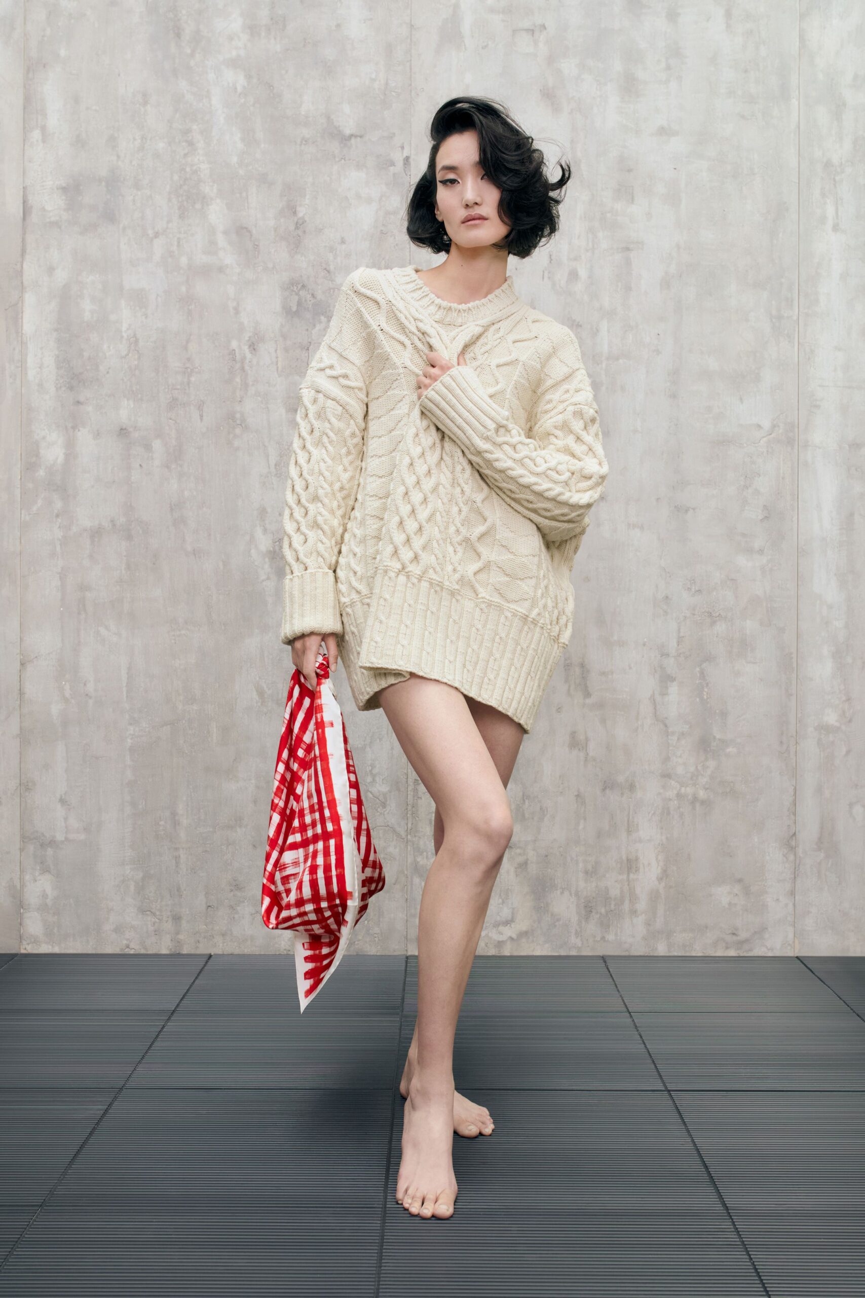 beige wool long-sleeve v-neck oversized short sweater