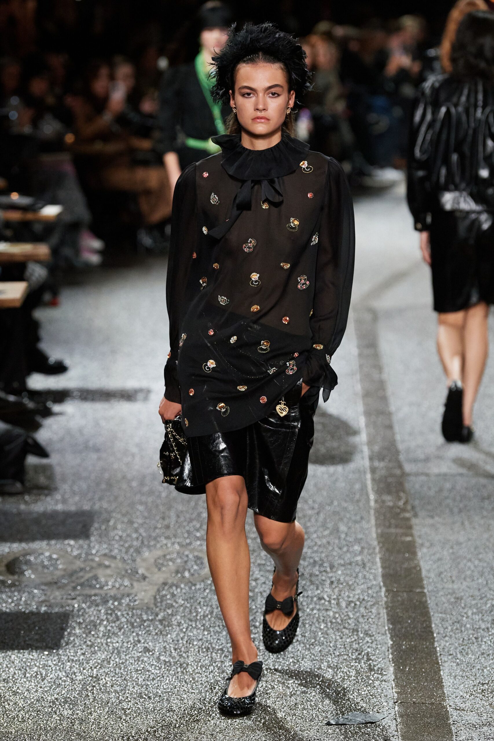 Chanel F/W 24 Look 902