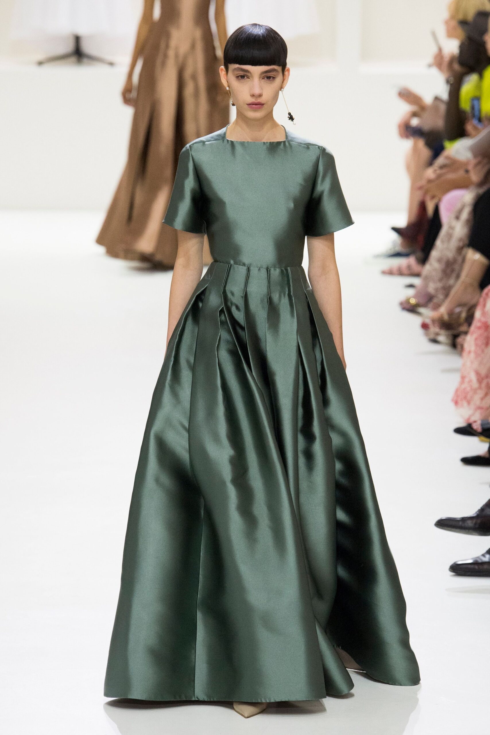 Christian Dior F/W 18 Couture Look 951