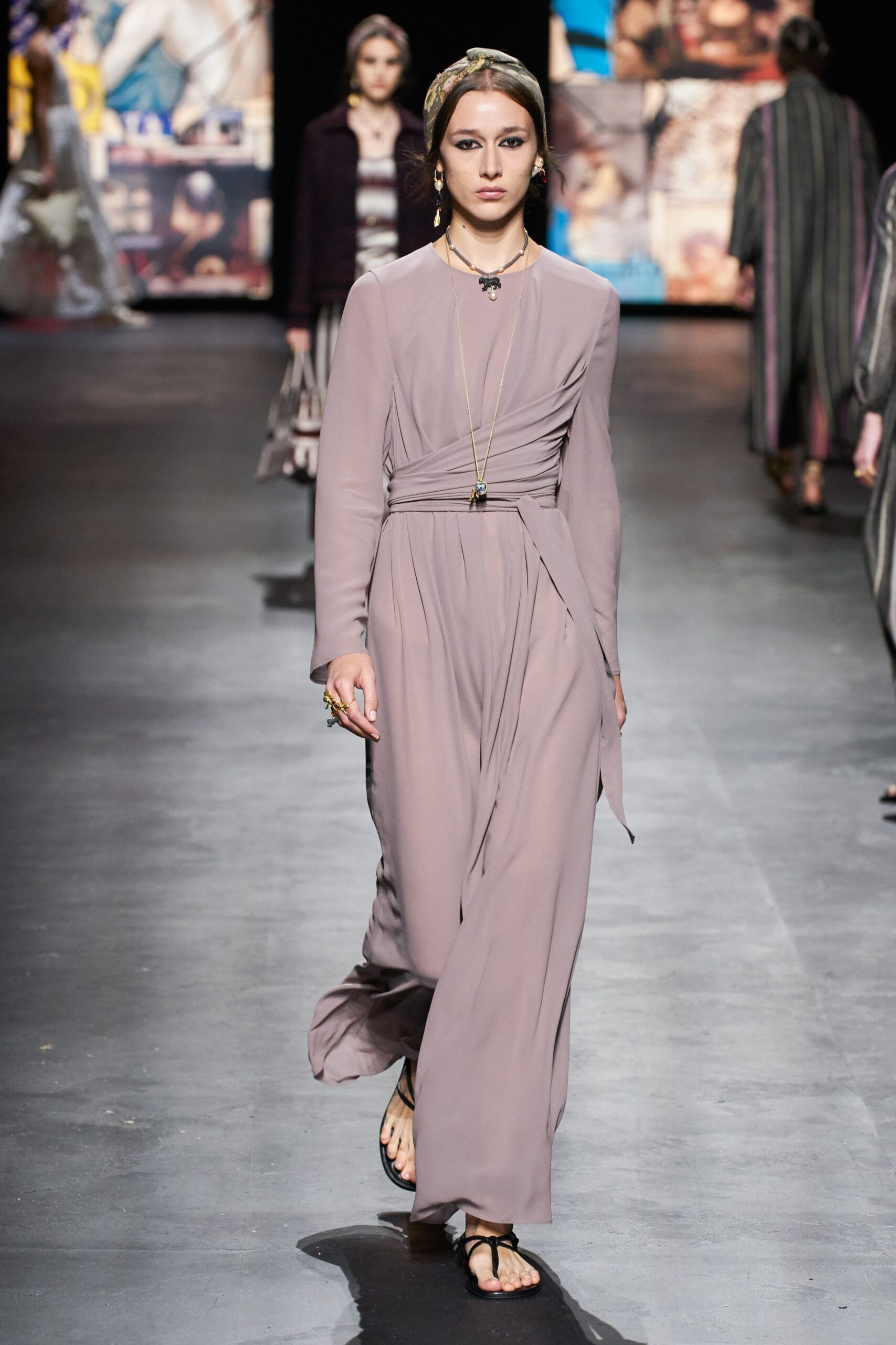 Christian Dior S/S 21 Look 1049