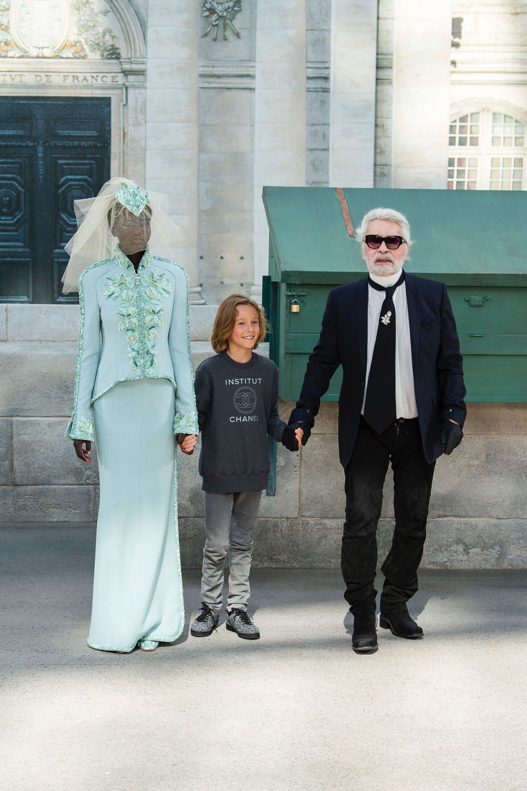 Chanel F/W 18 Couture Look 941