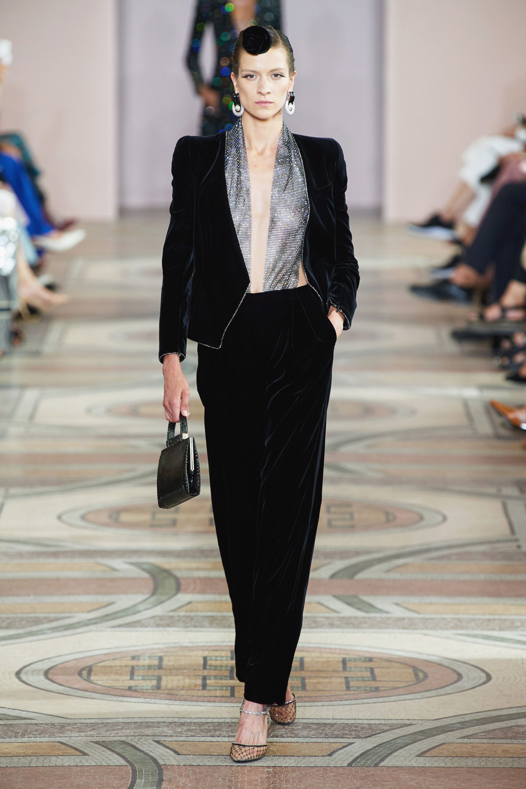 Armani Privé F/W 19 Couture Look 958