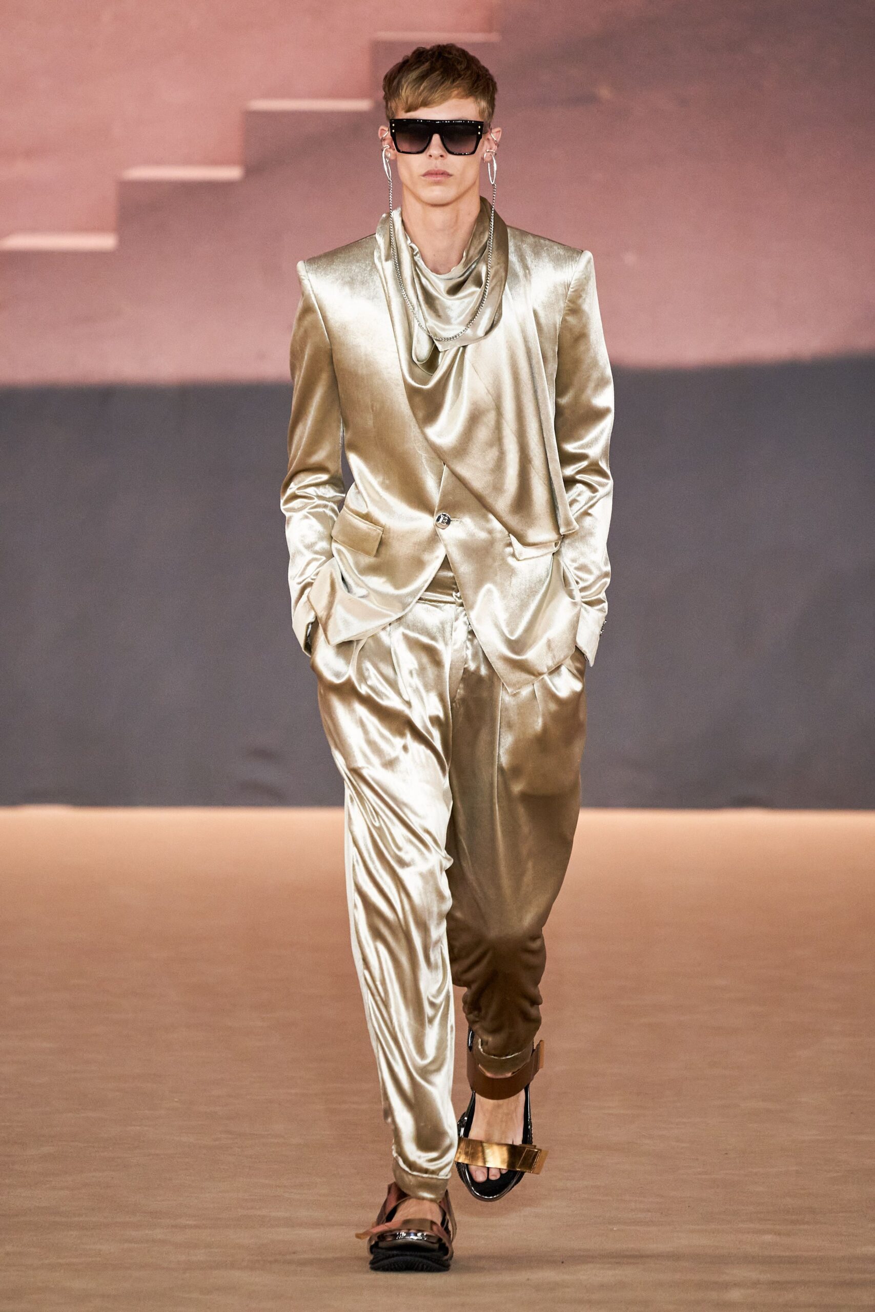 Balmain F/W 20 Menswear Look 787