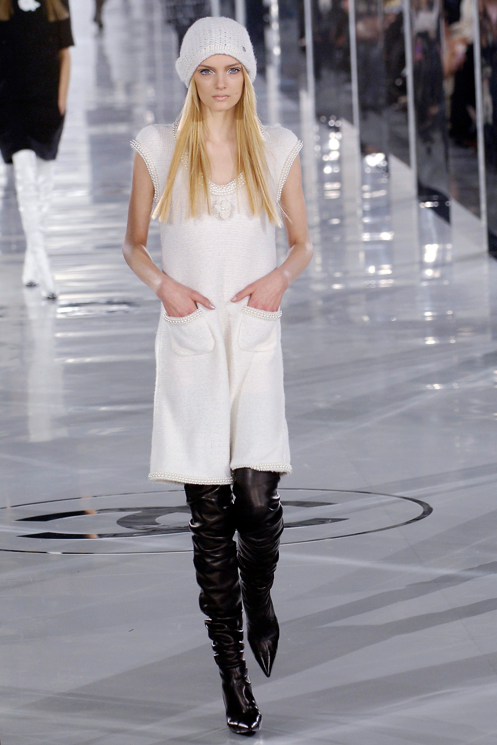 Chanel F/W 05 Look 88