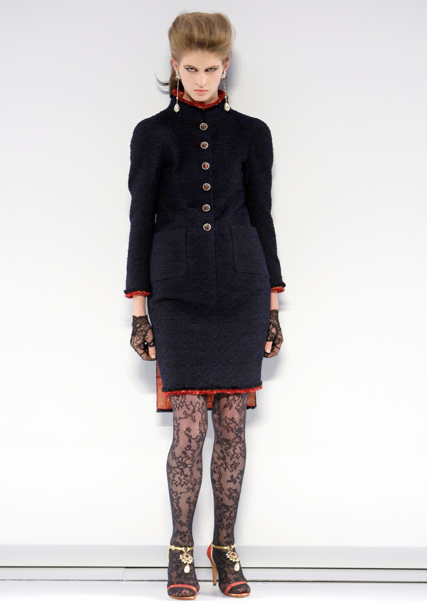 Chanel F/W 09 Couture Look 45