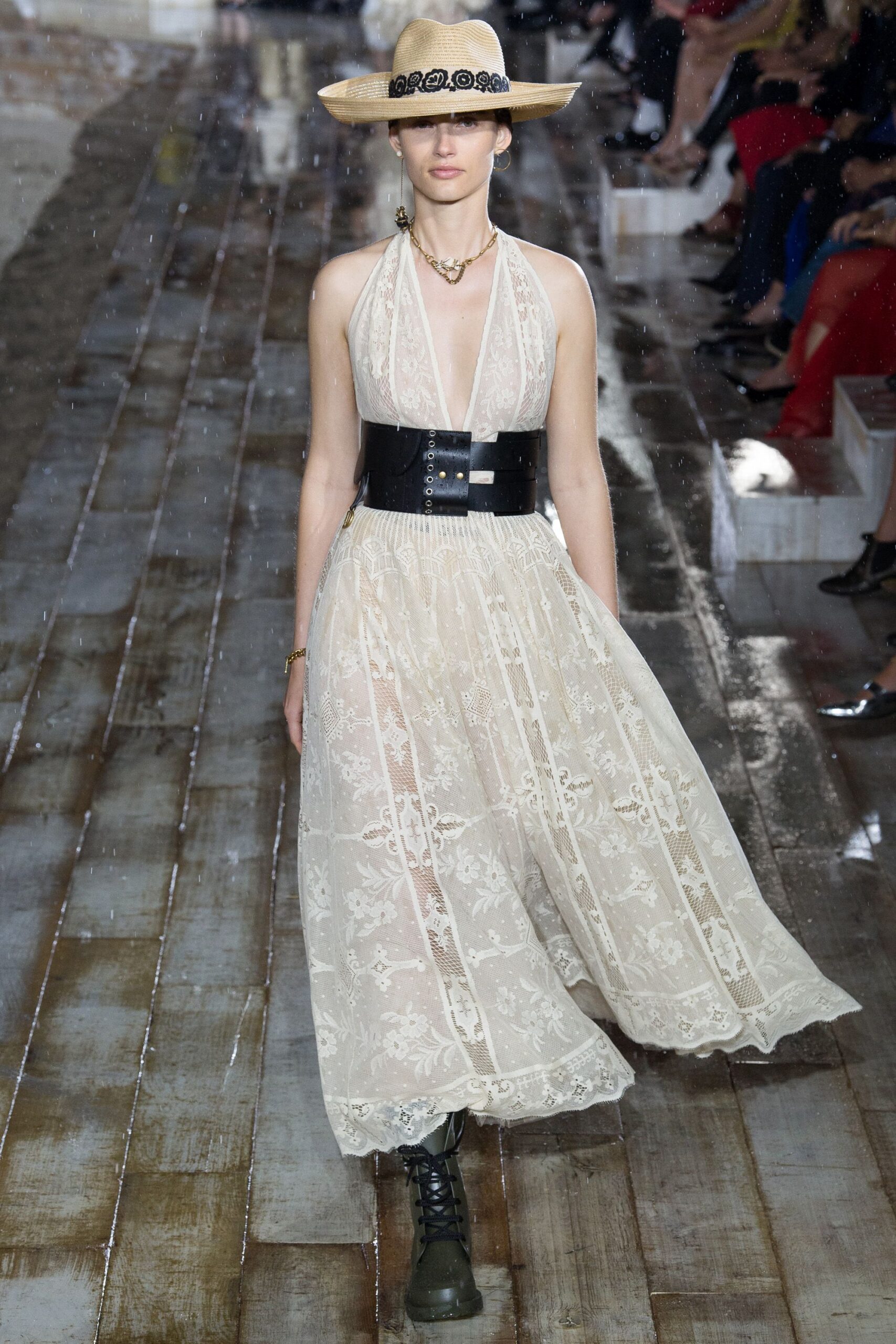 Christian Dior Resort 19 Look 989
