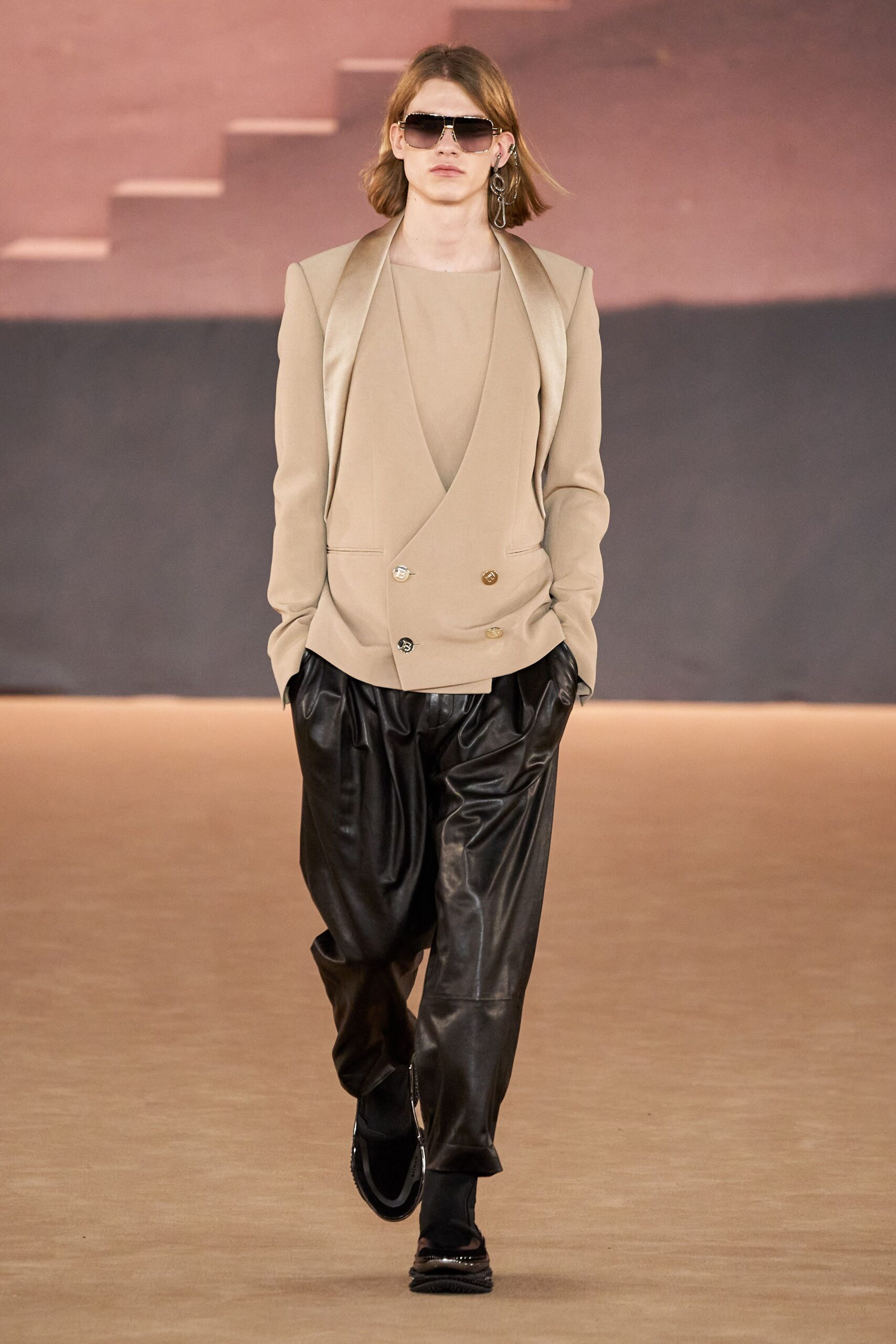 Balmain F/W 20 Menswear Look 820