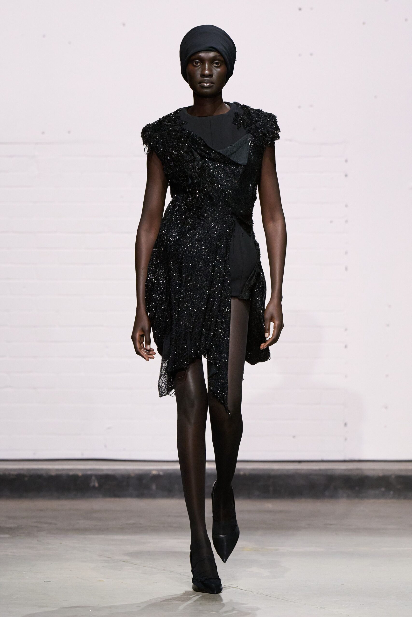 Central Saint Martins M.A. F/W 25 Look 1123
