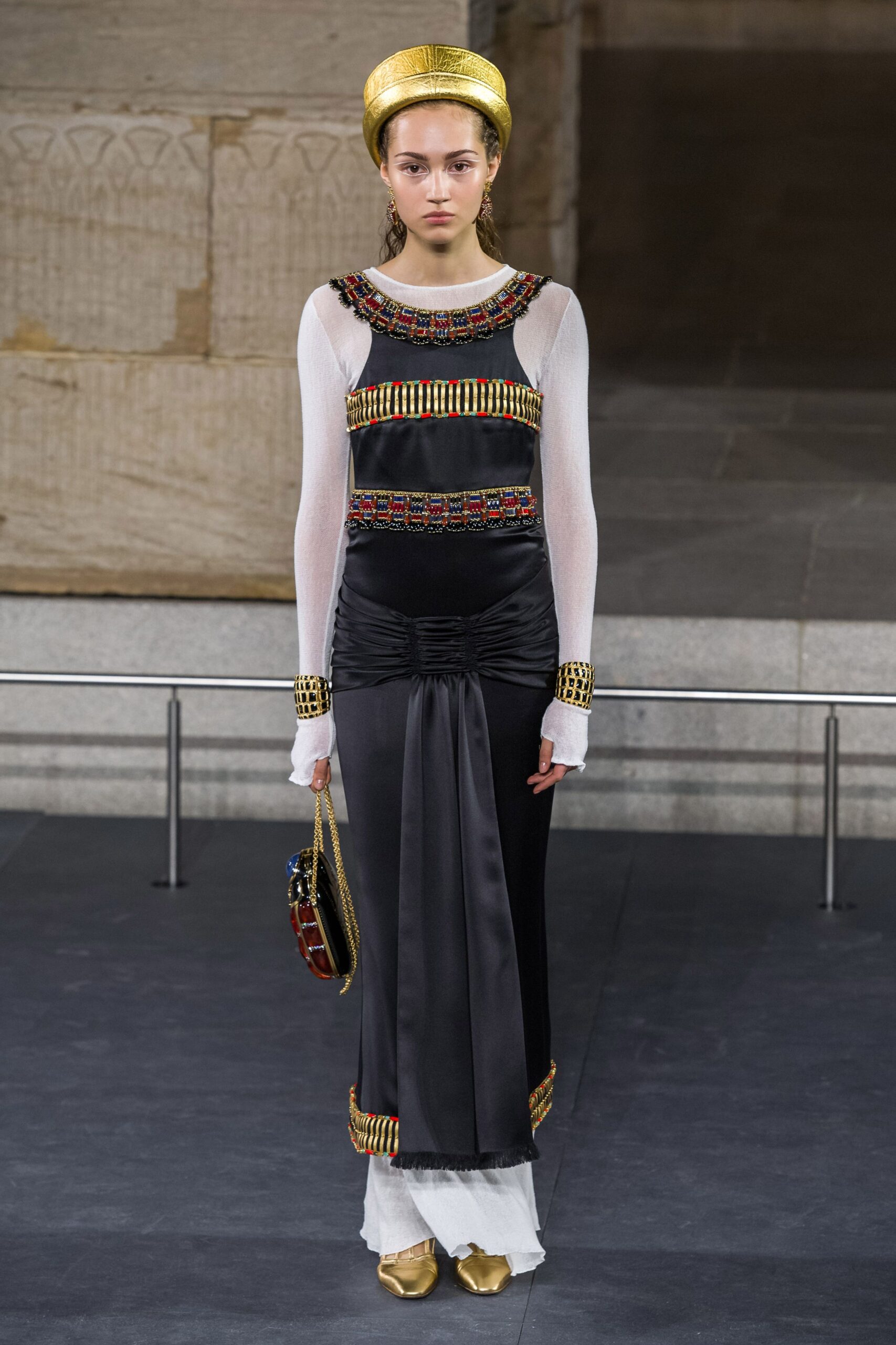 Chanel F/W 19 Look 1015
