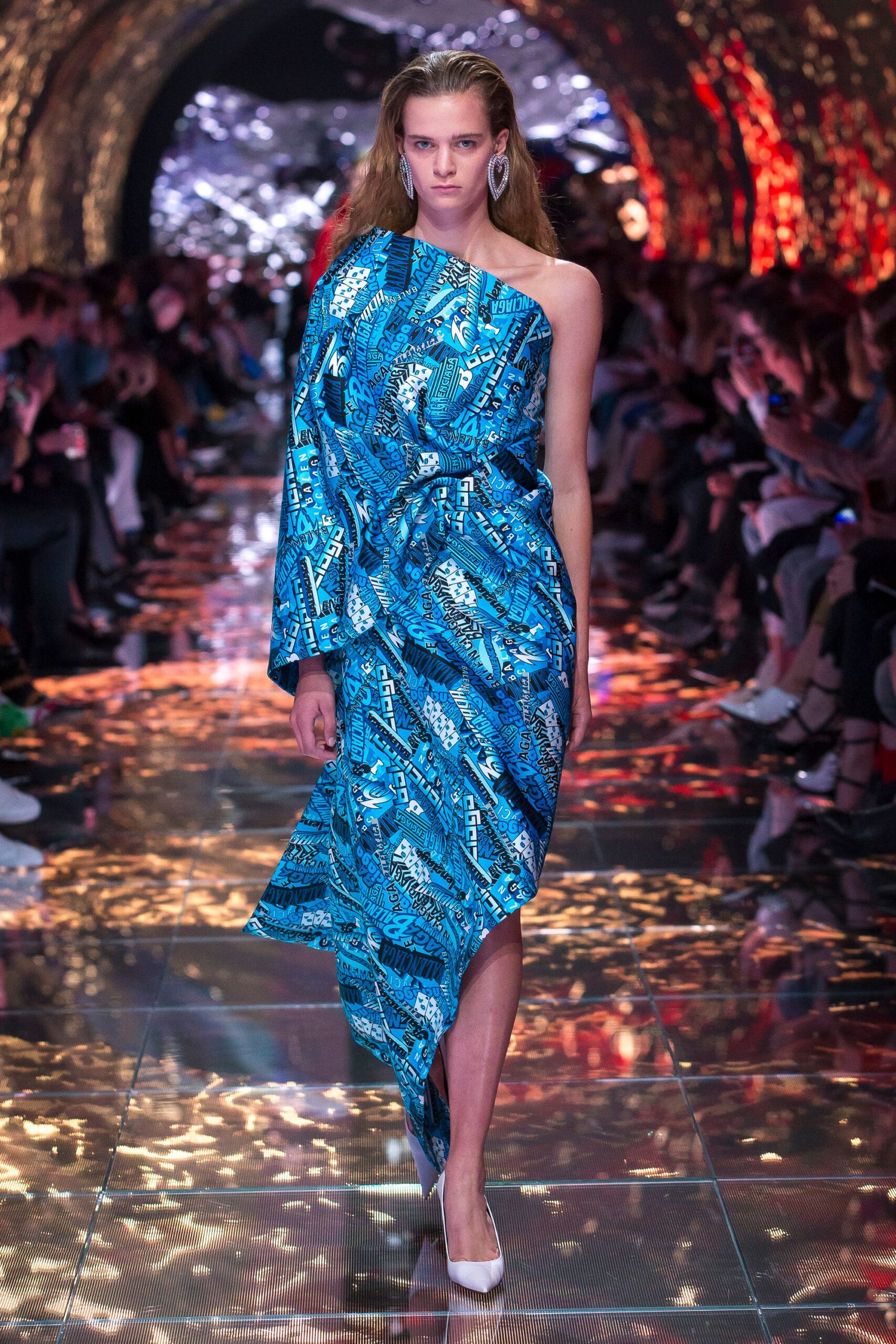 Balenciaga S/S 19 Look 1095