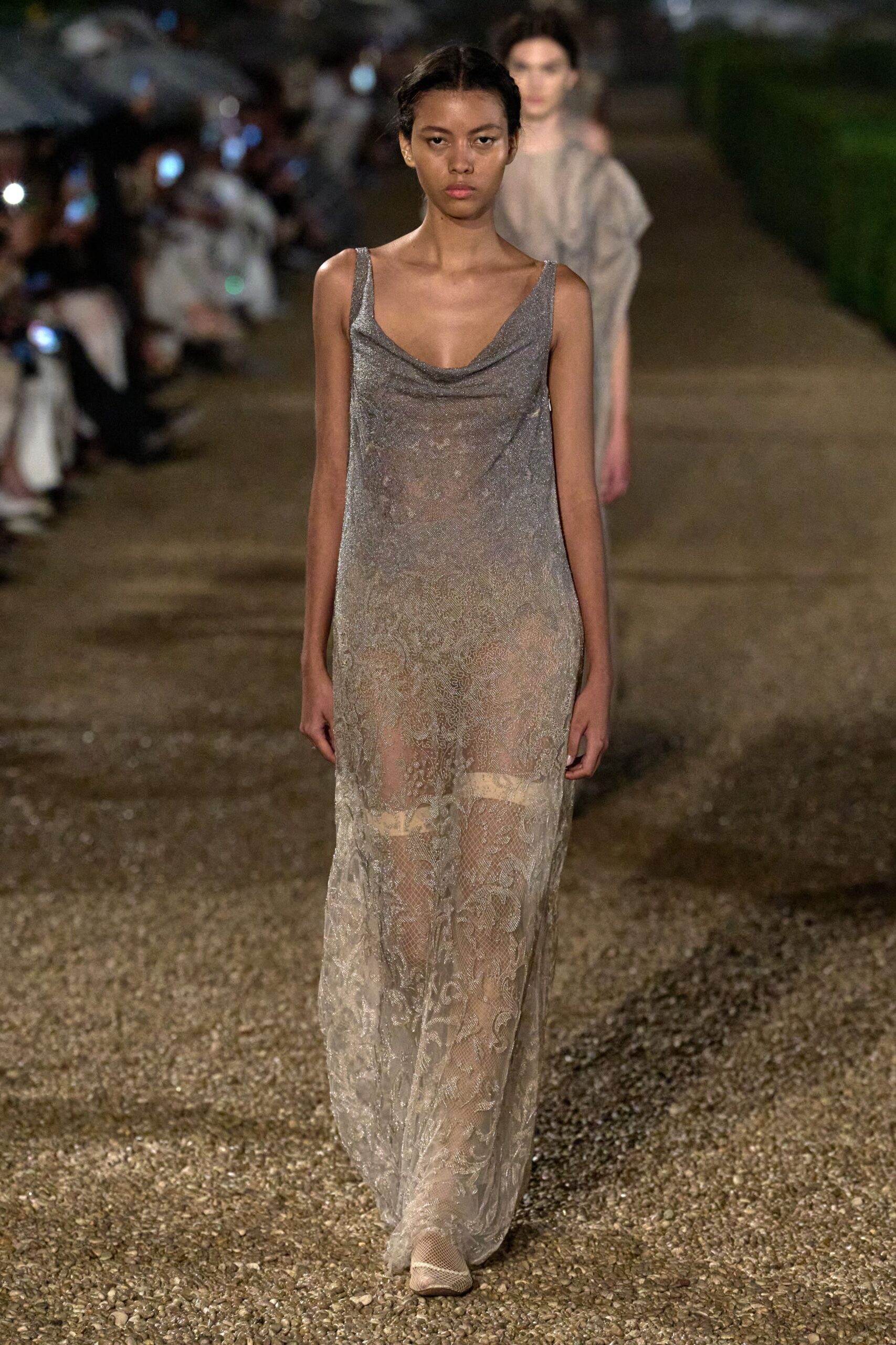 gray lace sleeveless gown