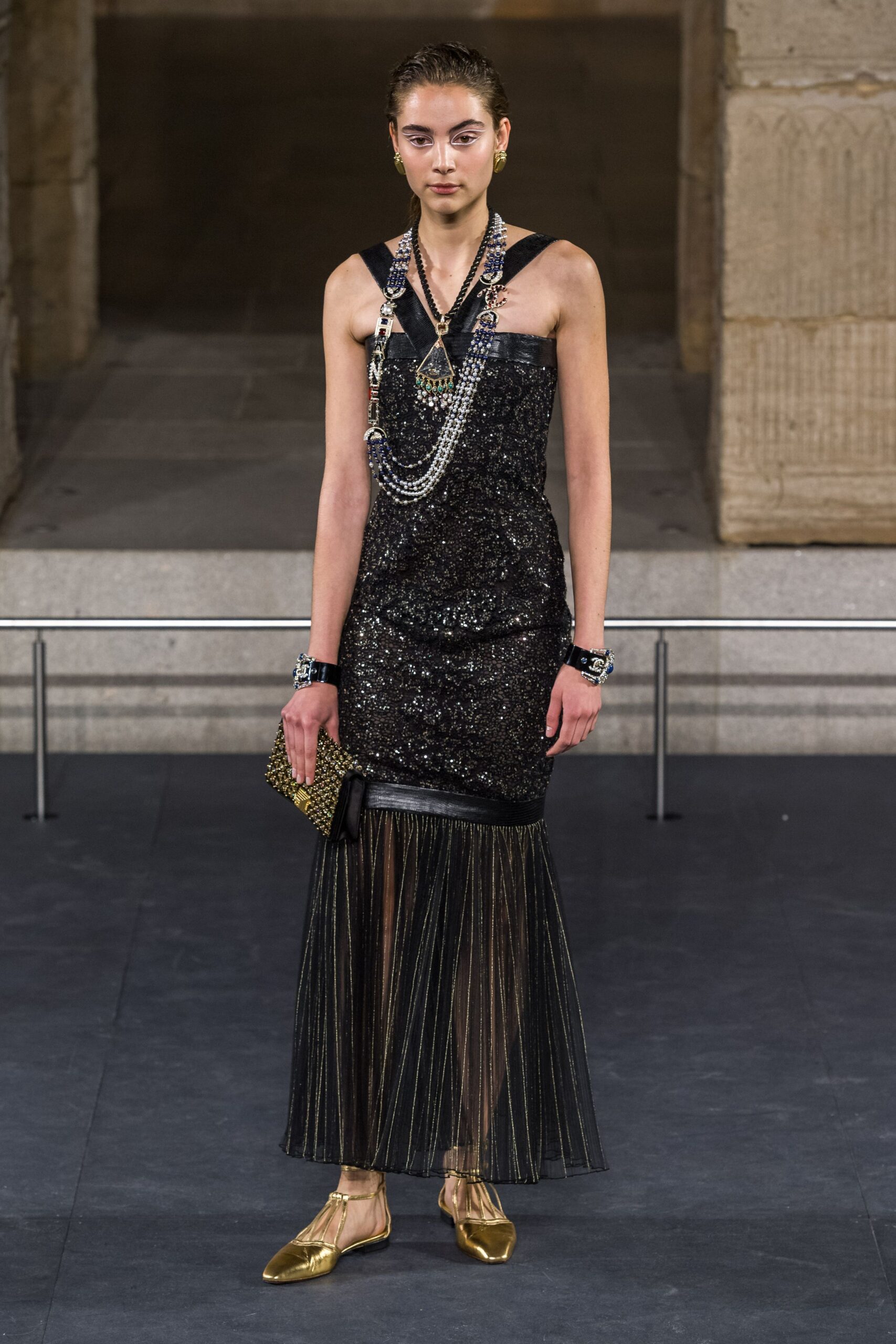 Chanel F/W 19 Look 1064