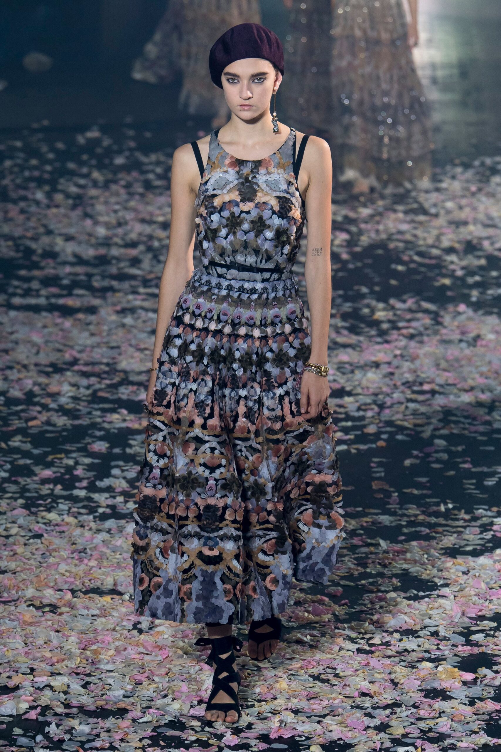 Christian Dior S/S 19 Look 1111