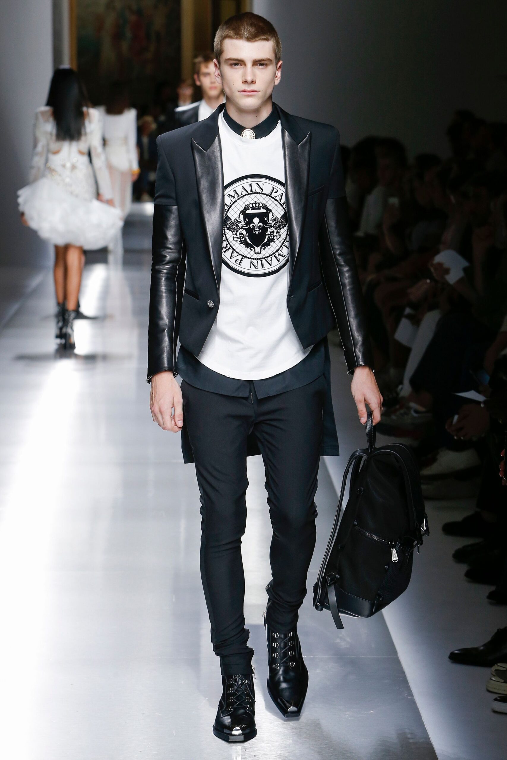 Balmain S/S 18 Menswear Look 874