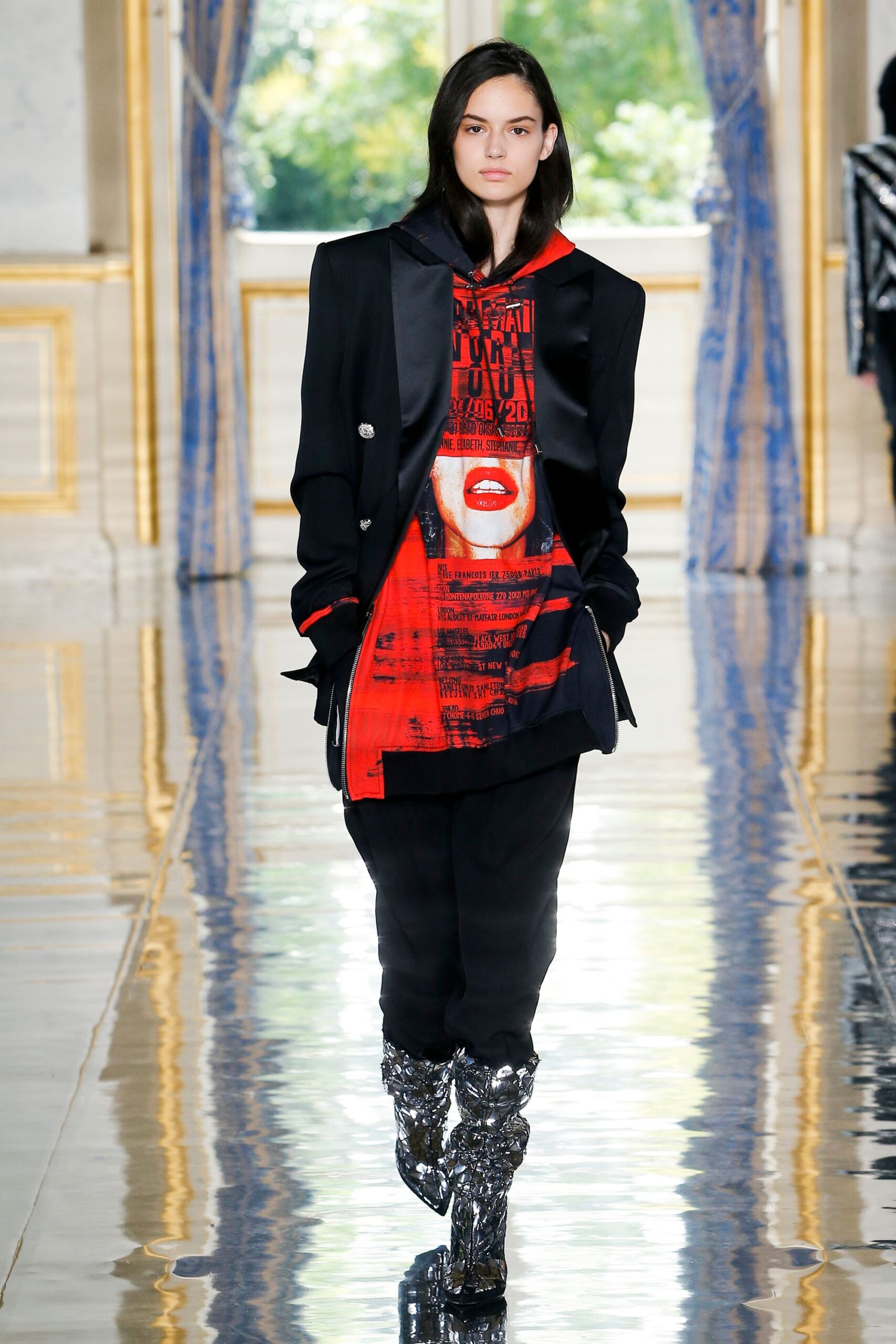 Balmain S/S 19 Menswear Look 1045