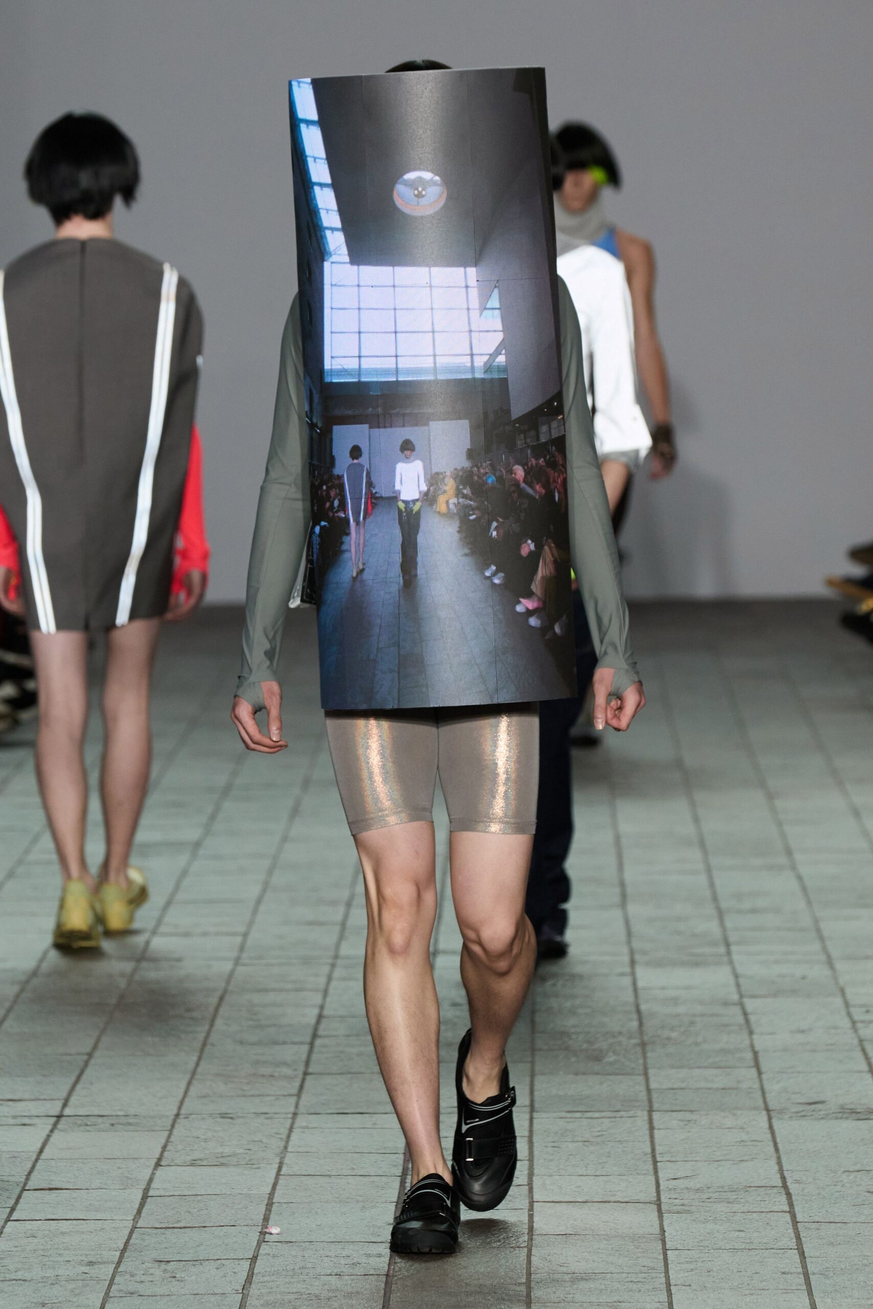 gray metallic fitted short shorts