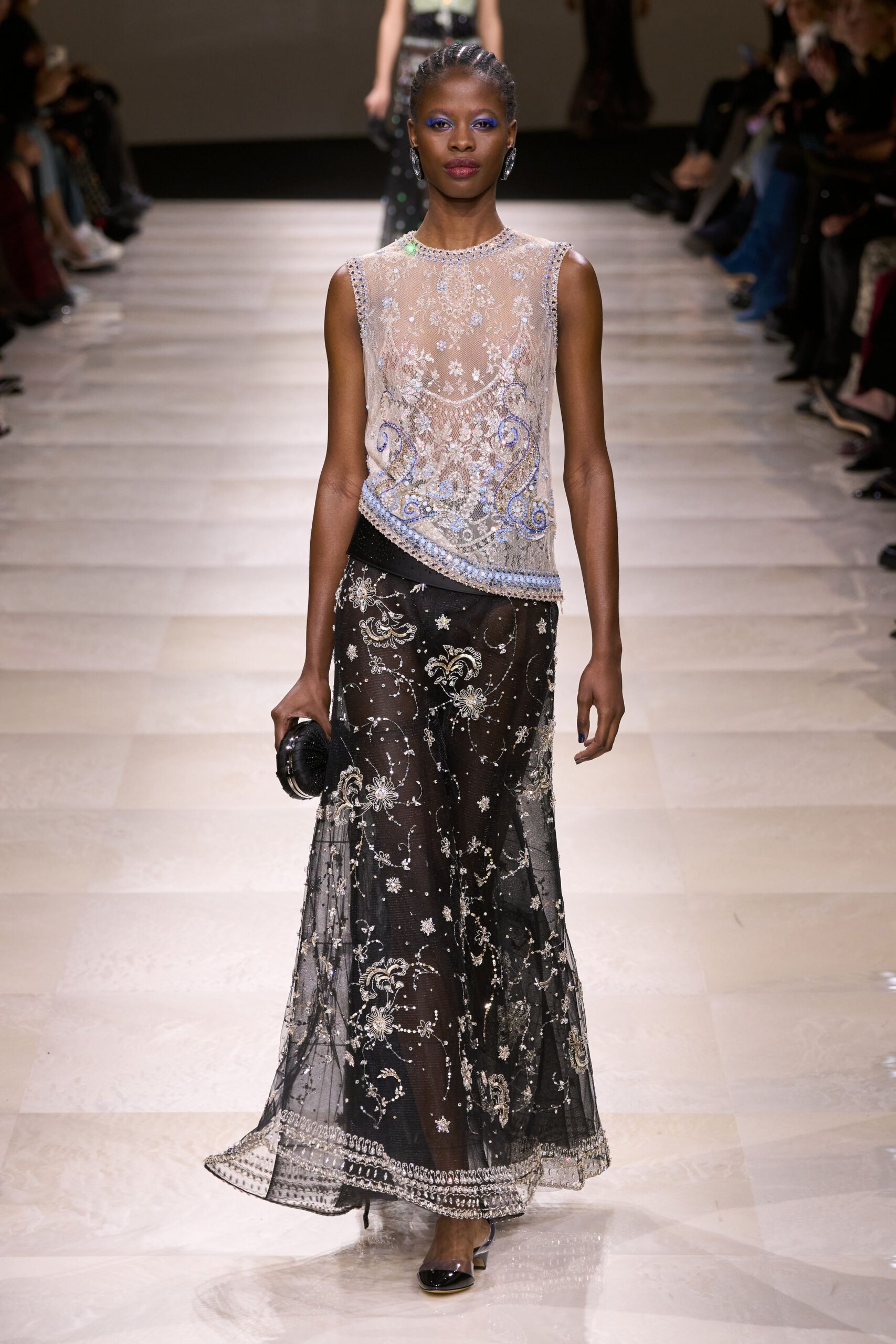 Armani Privé S/S 24 Couture Look 823
