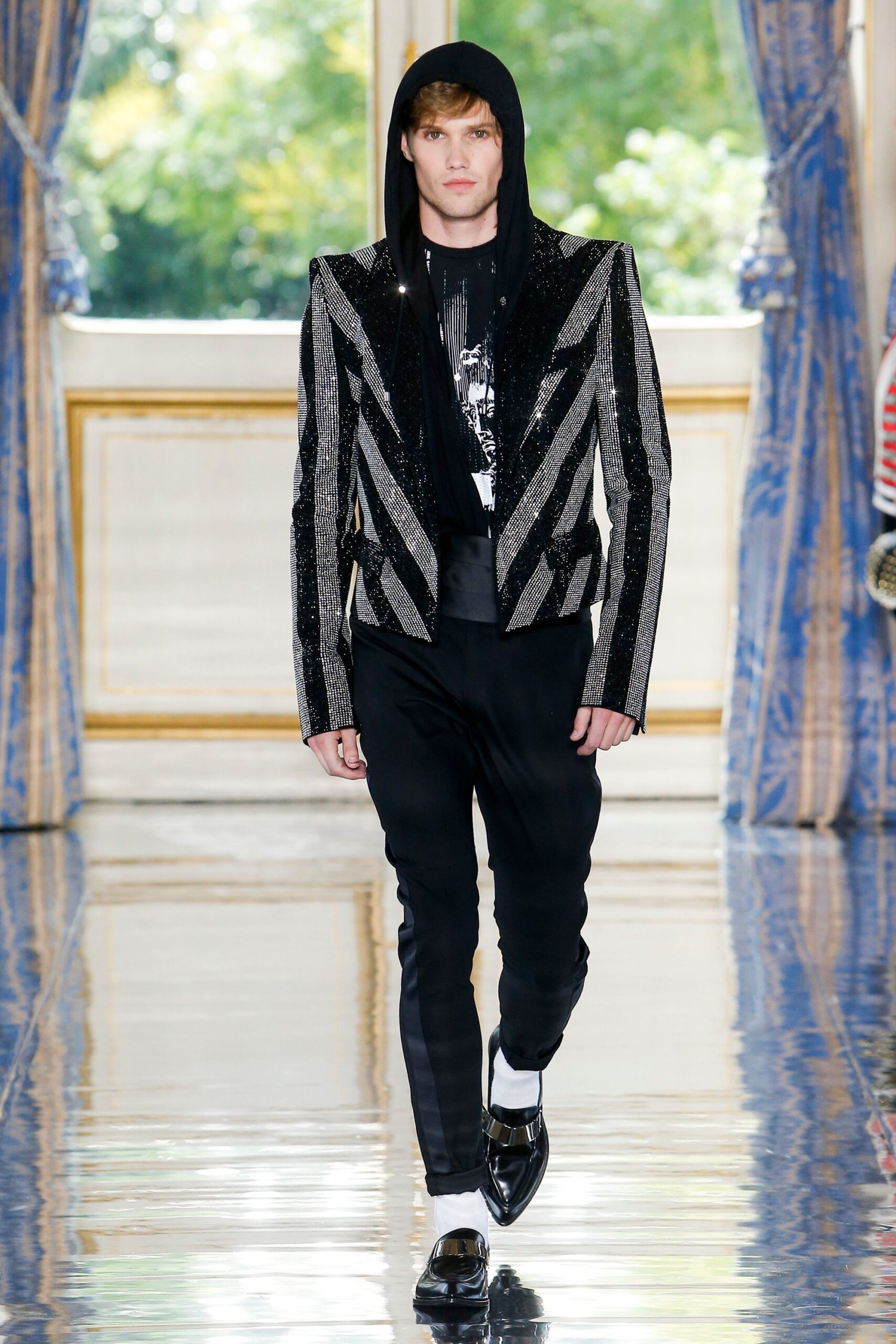 Balmain S/S 19 Menswear Look 1046