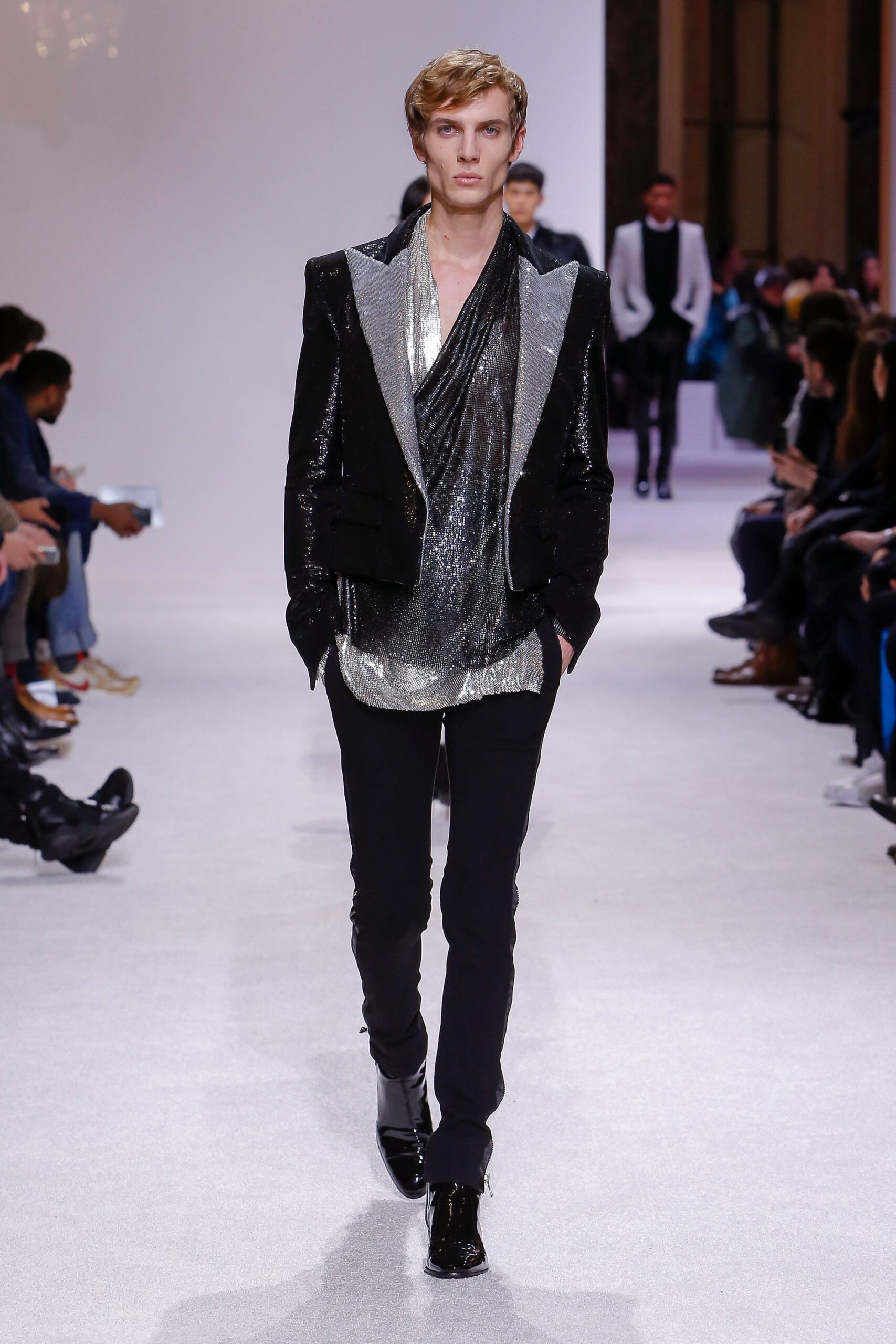 Balmain F/W 18 Menswear Look 1033