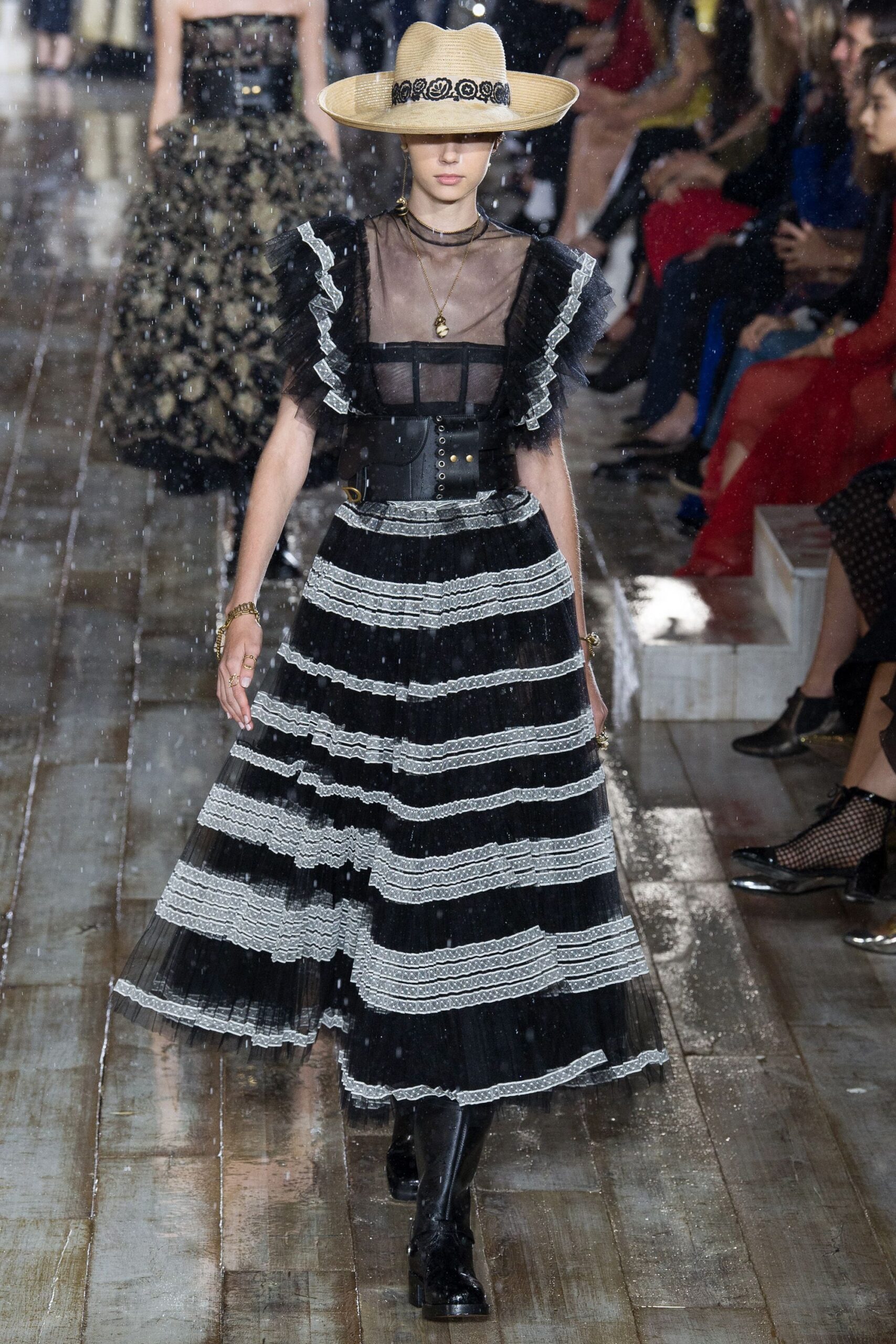 Christian Dior Resort 19 Look 1104