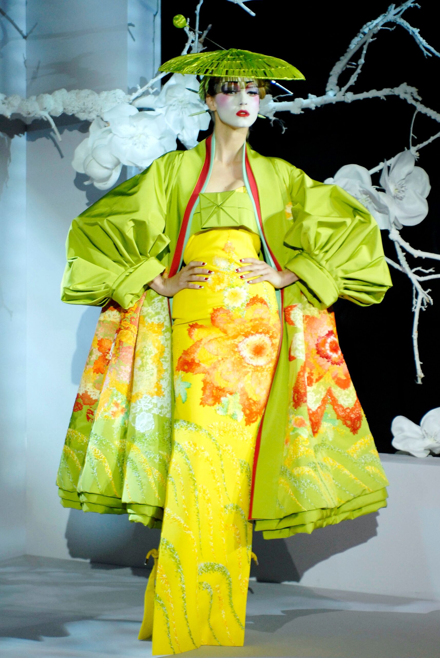 Christian Dior S/S 07 Couture Look 43