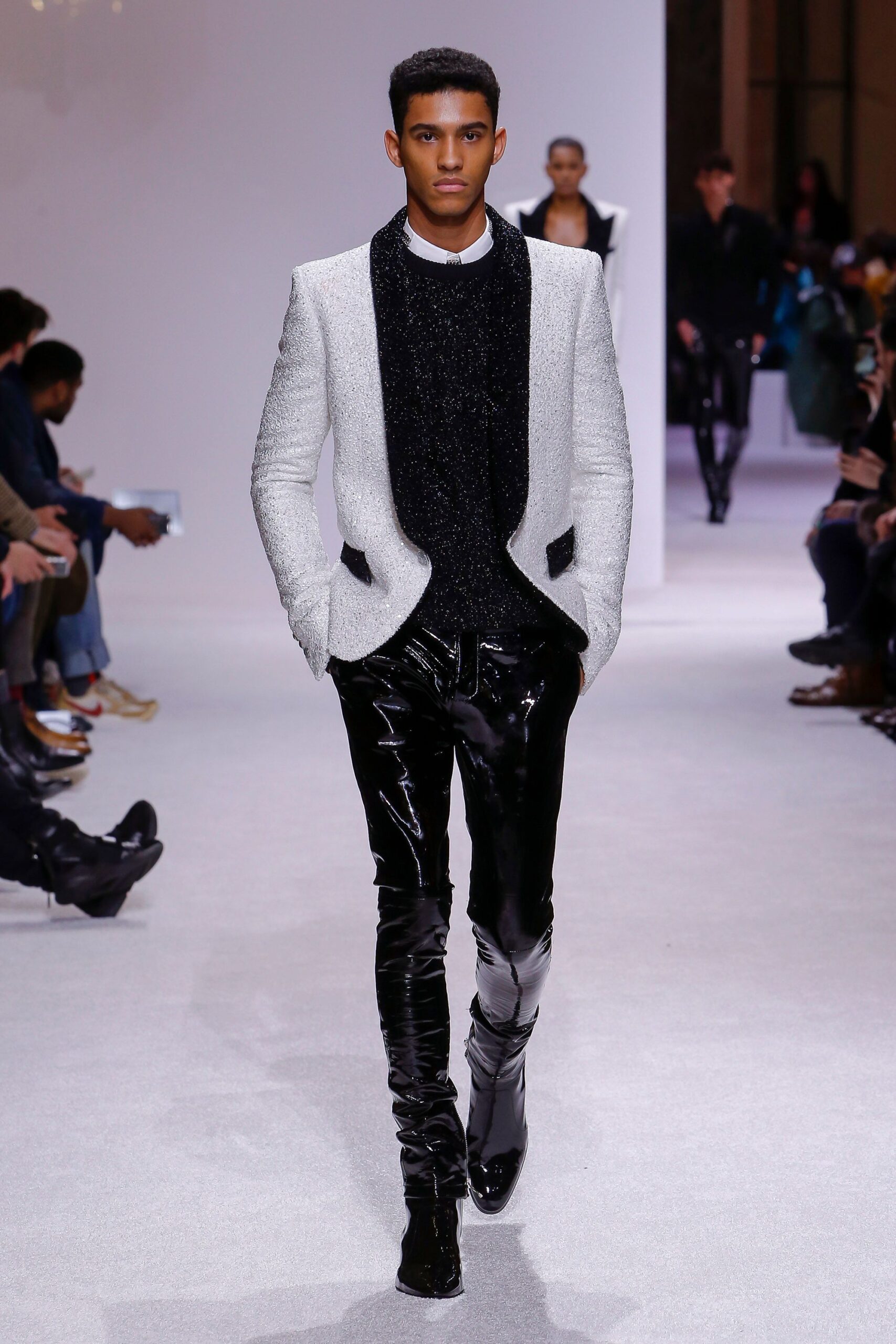 Balmain F/W 18 Menswear Look 1070