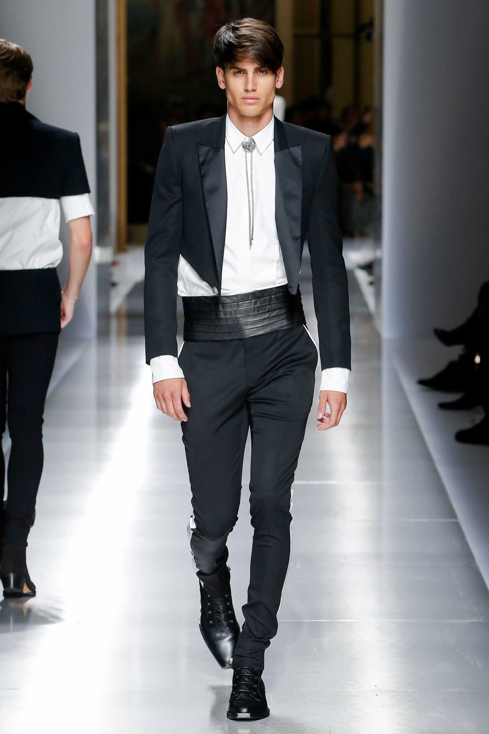 Balmain S/S 18 Menswear Look 942