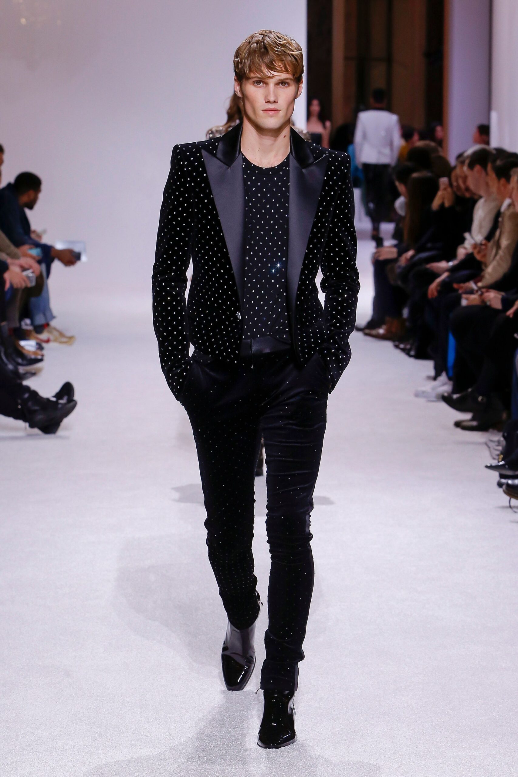 Balmain F/W 18 Menswear Look 1116