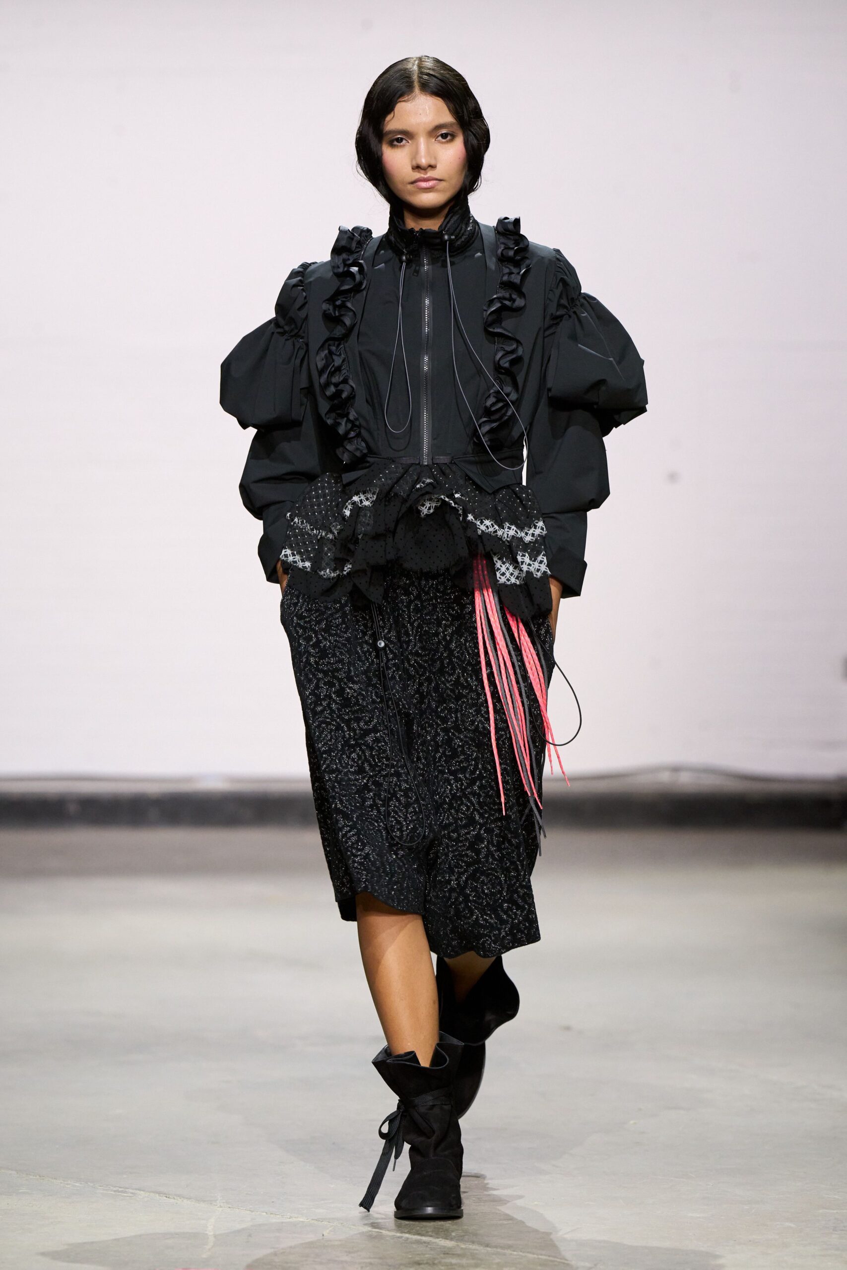black cotton long-sleeve collared relaxed ruffled jacket