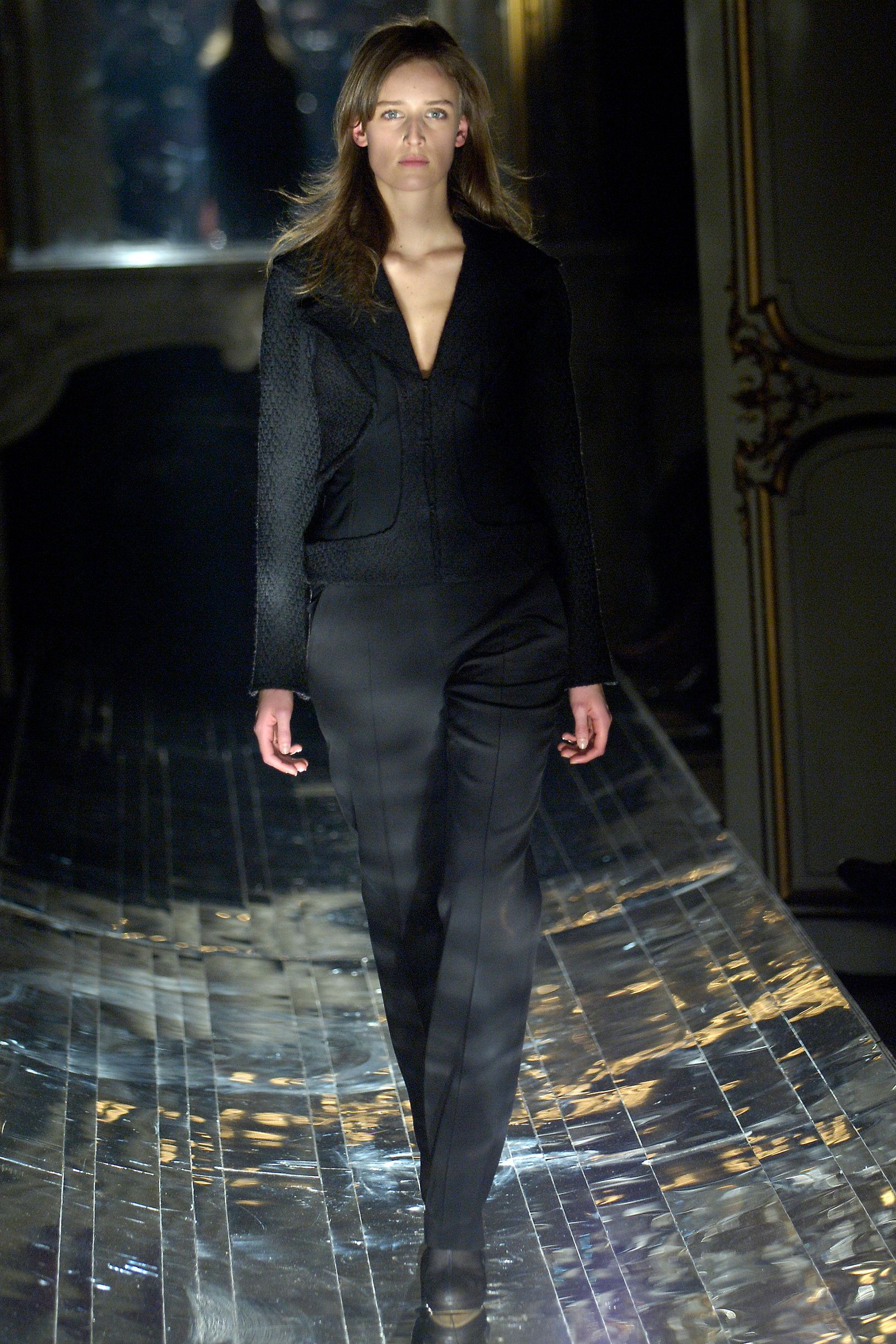 Chalayan F/W 05 Look 71