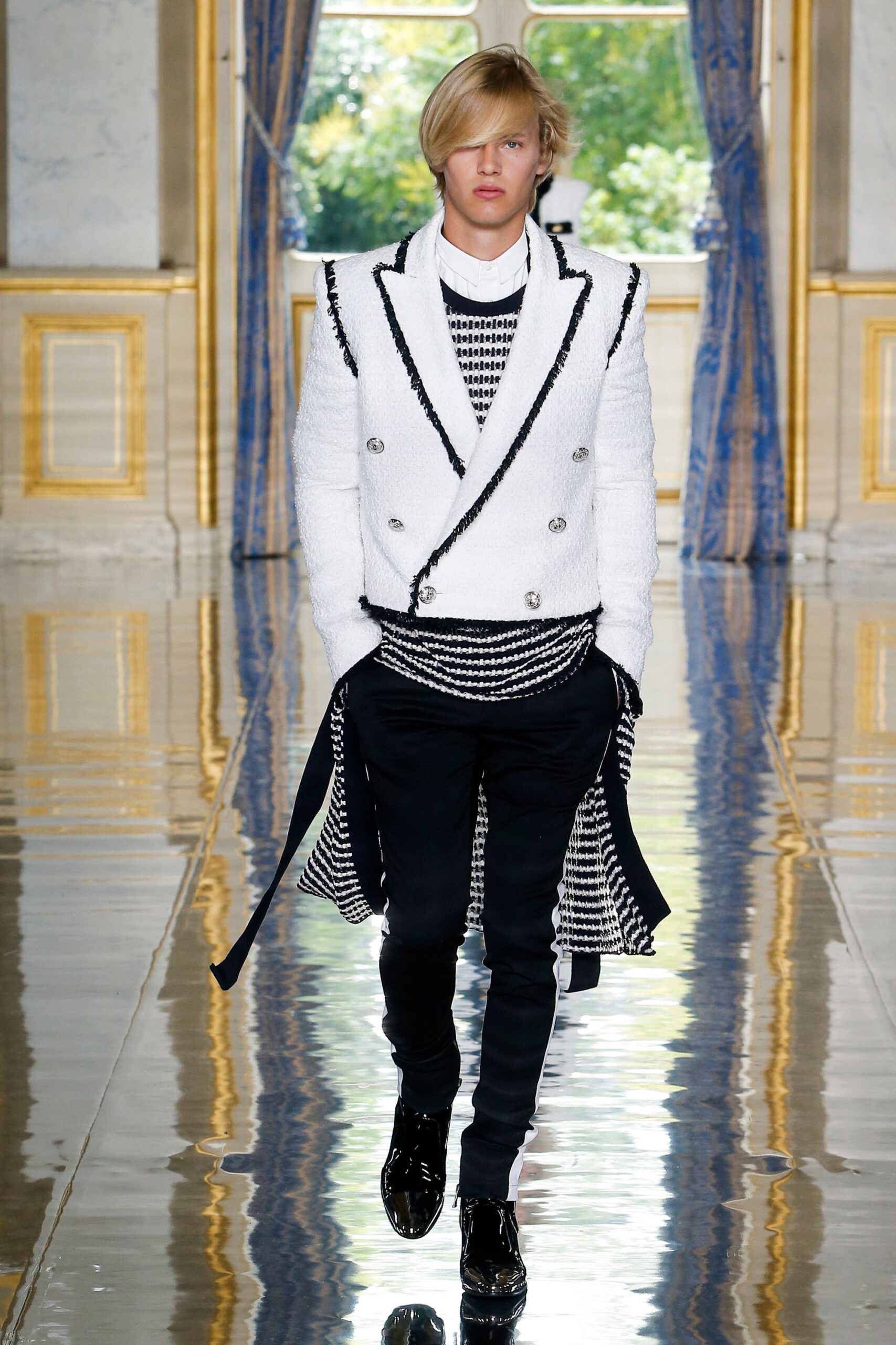 Balmain S/S 19 Menswear Look 1196