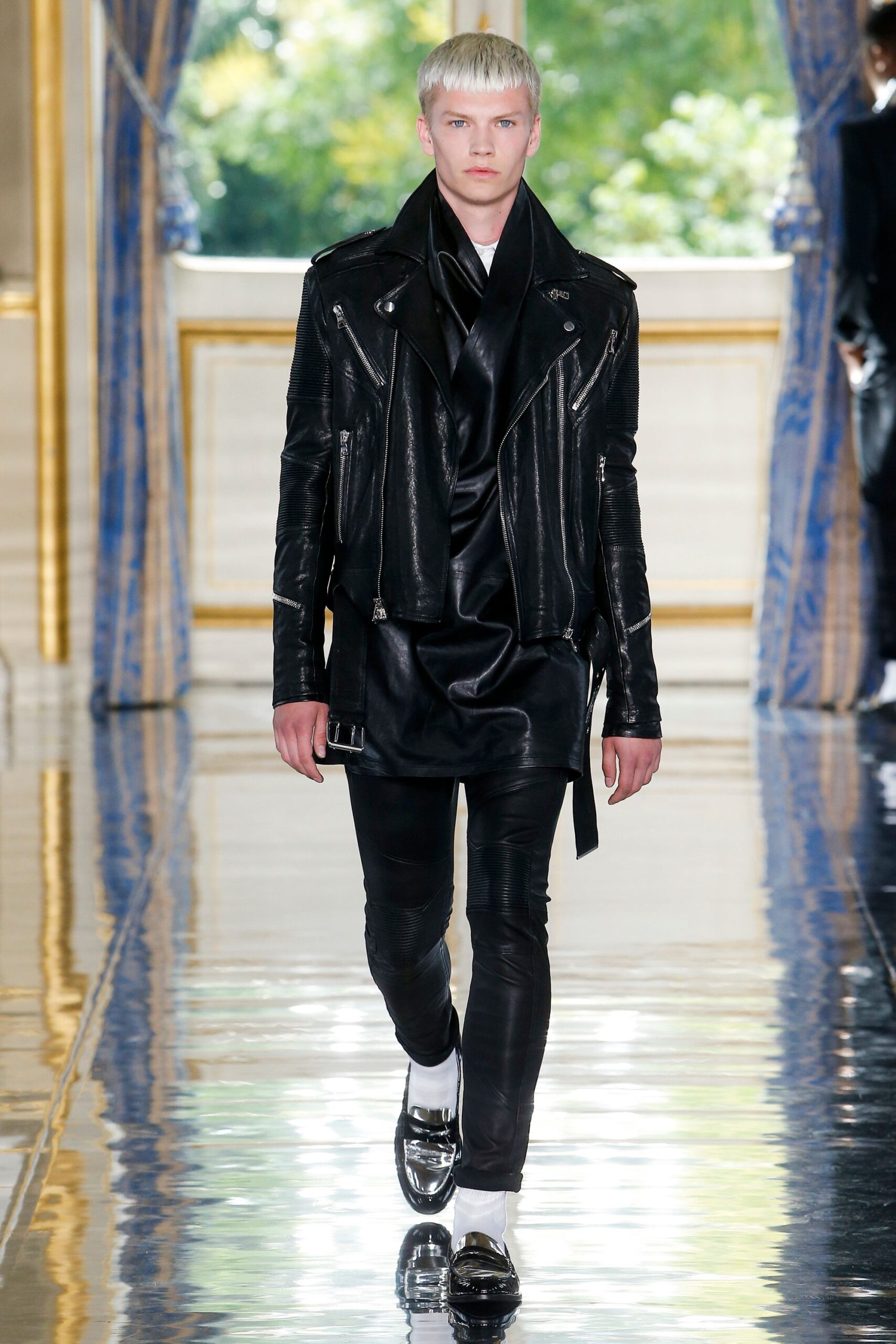 Balmain S/S 19 Menswear Look 1240