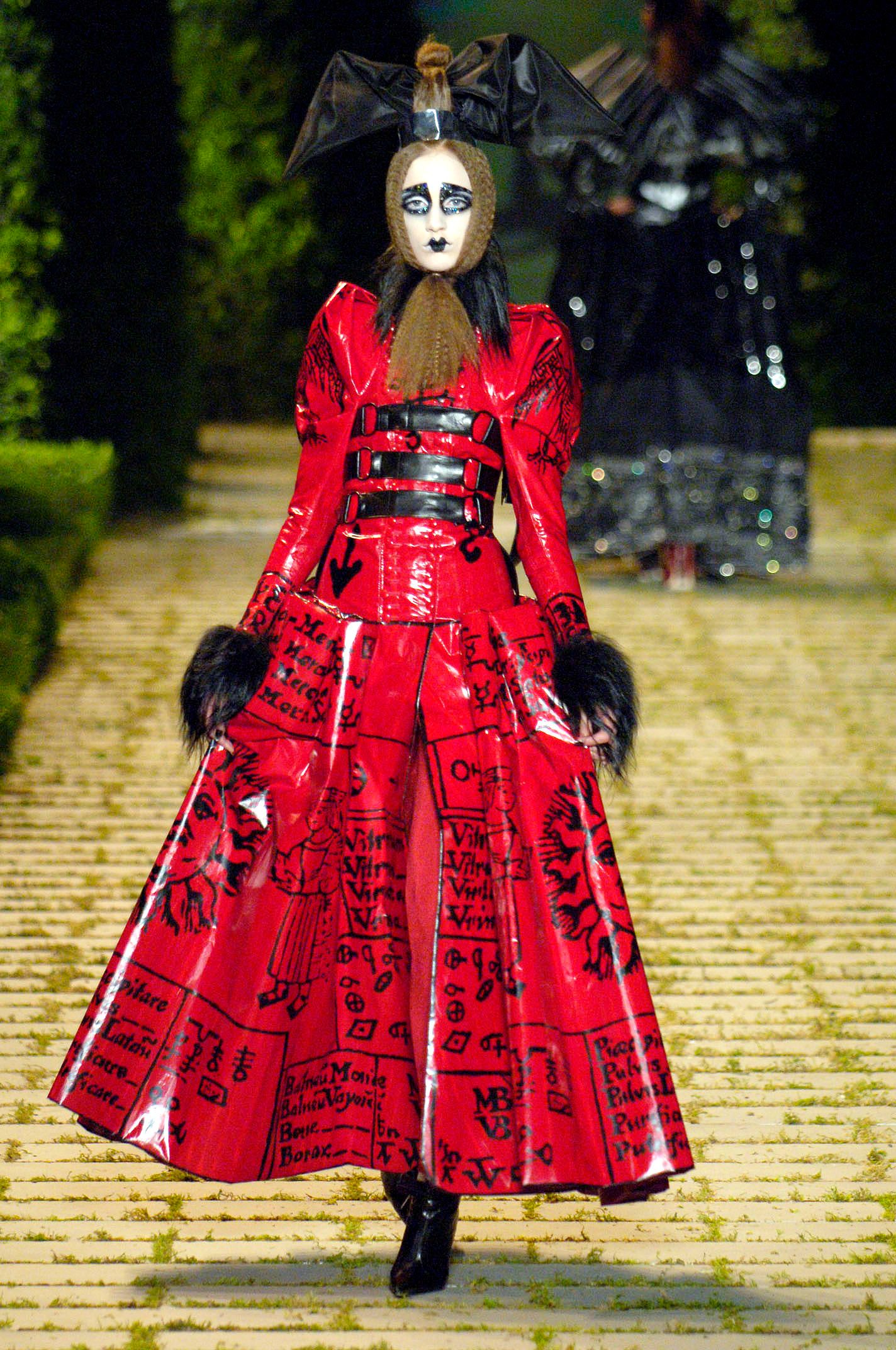 Christian Dior F/W 06 Couture Look 55