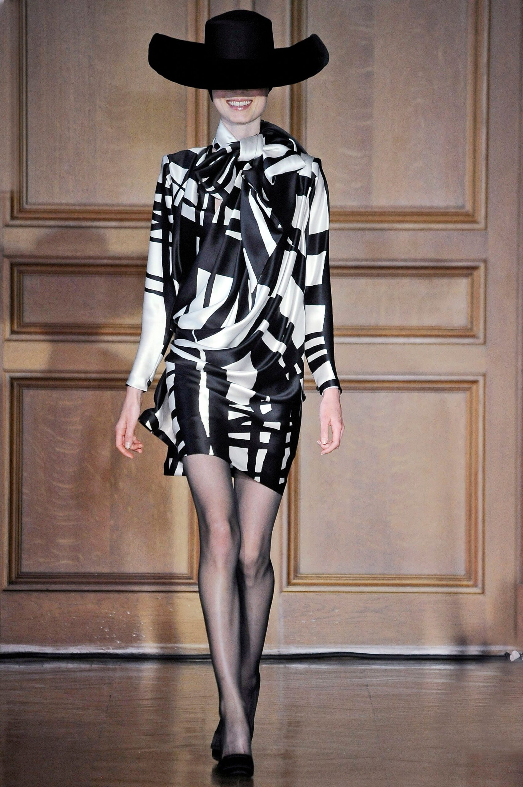 Christian Lacroix F/W 09 Couture Look 132