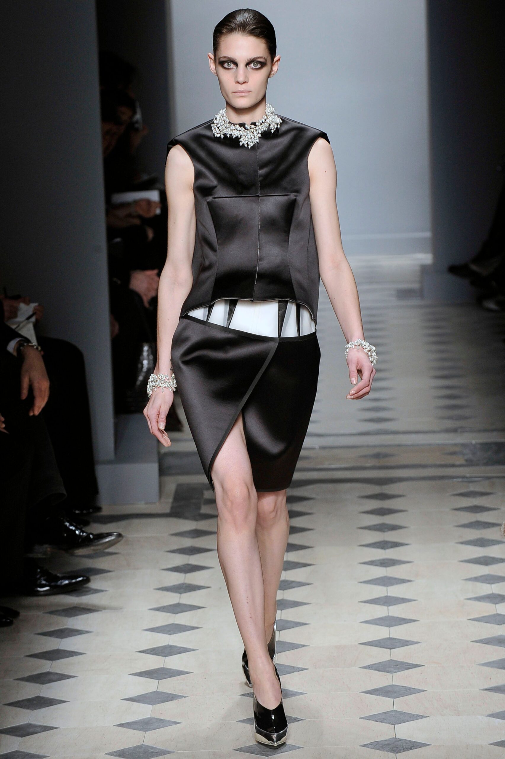 Balenciaga F/W 08 Look 56
