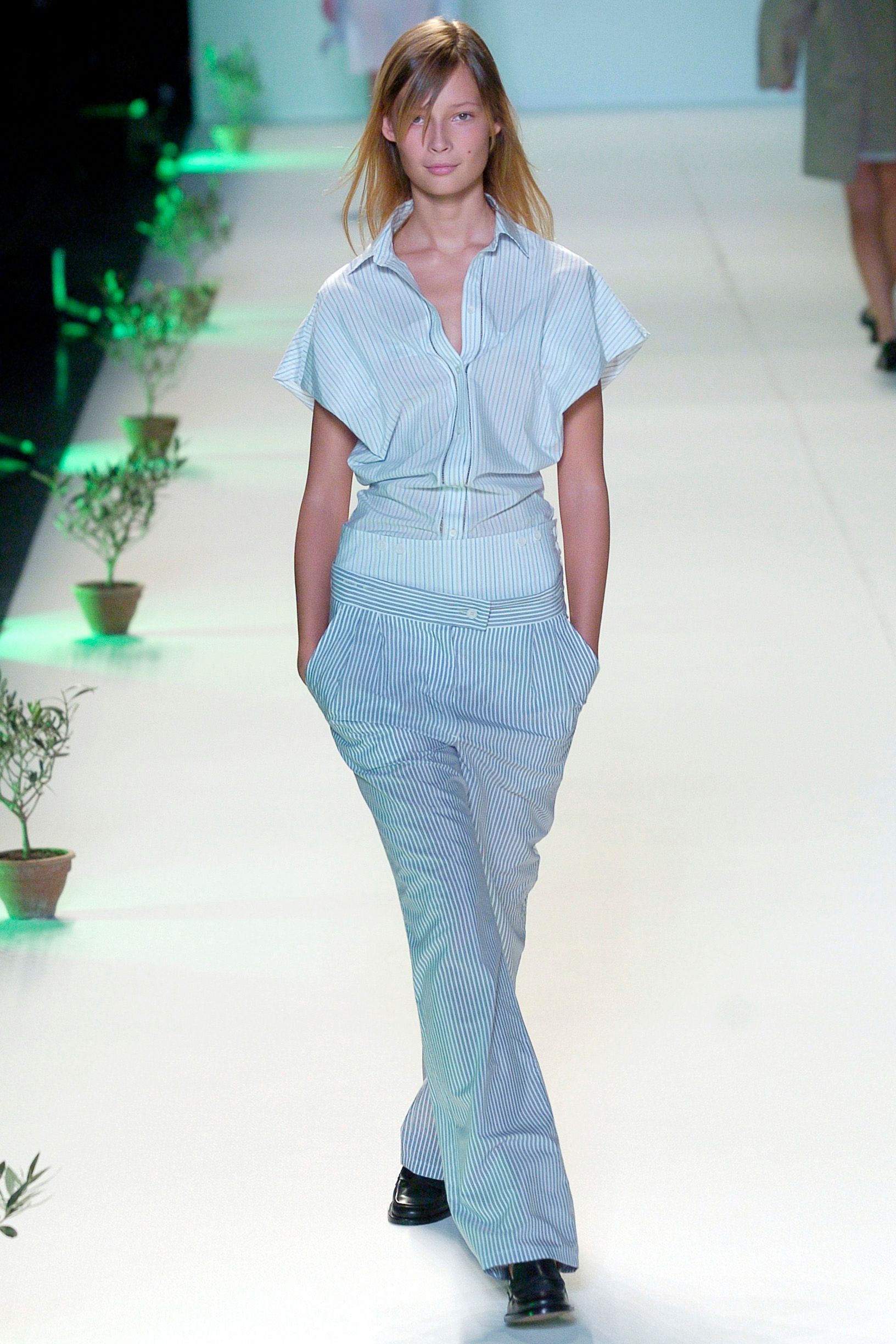 Chalayan S/S 05 Look 93