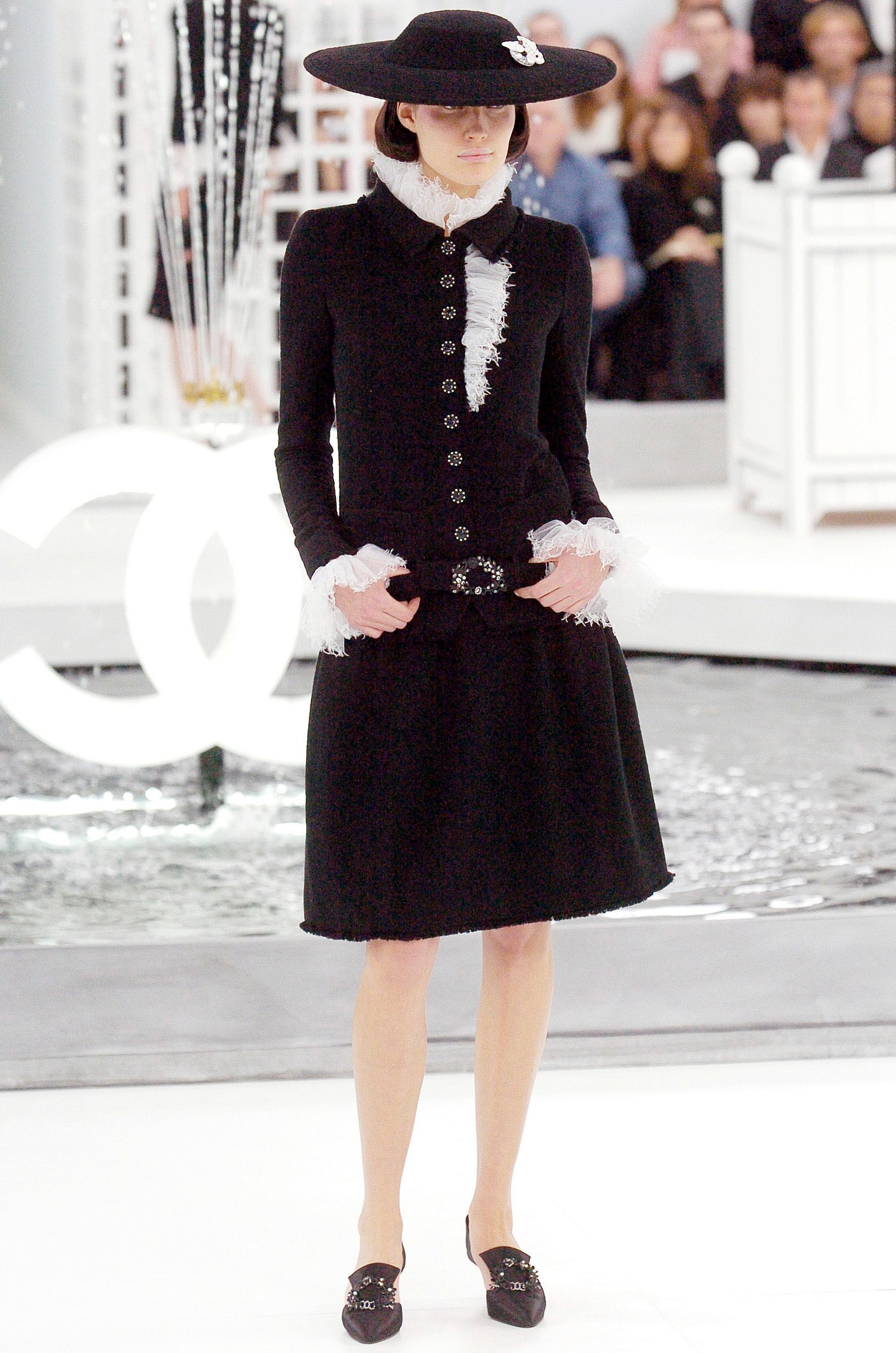 Chanel S/S 05 Couture Look 112