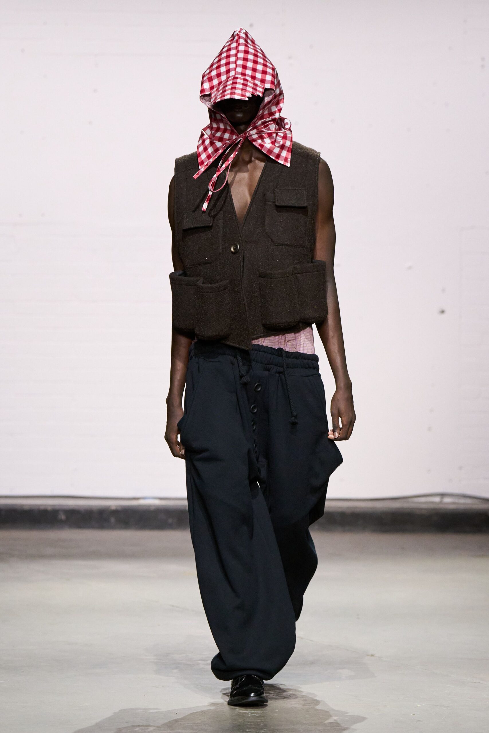 brown wool vest with checked scarf