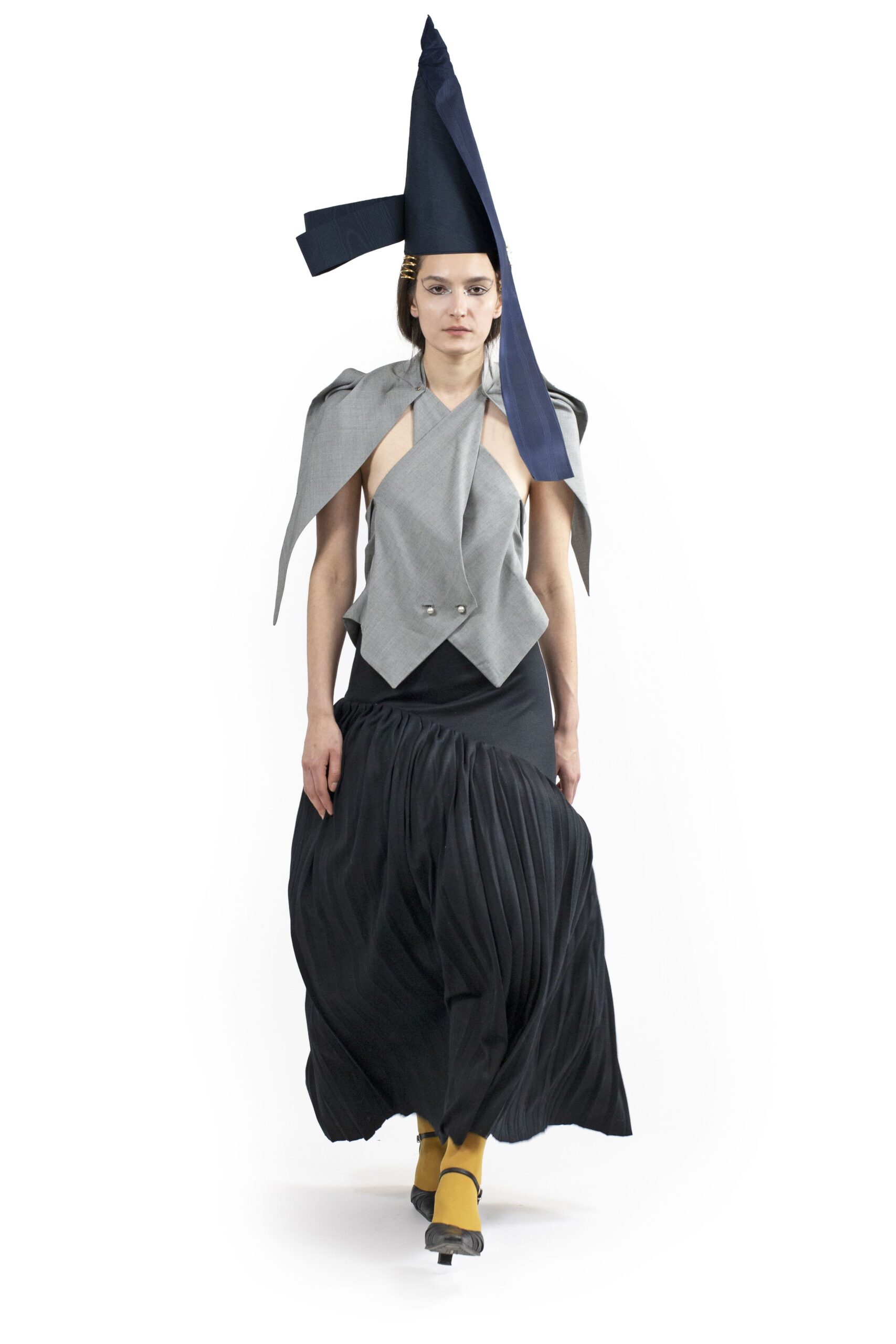 Central Saint Martins M.A. F/W 21 Look 1802