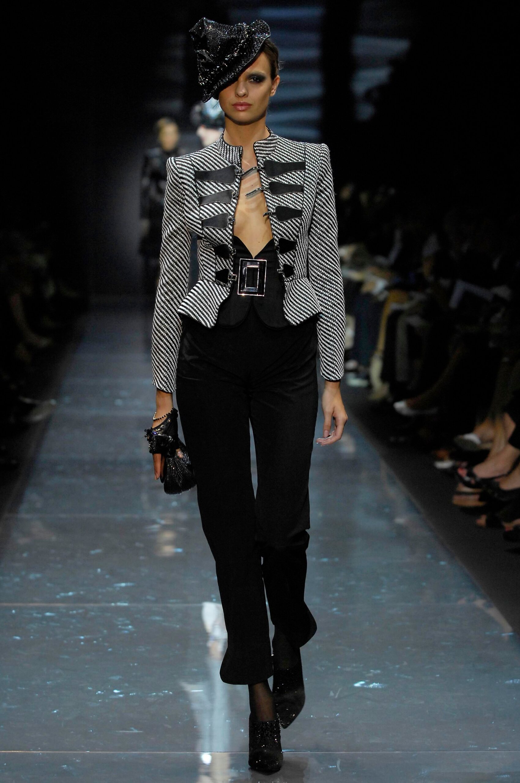 Armani Privé F/W 07 Couture Look 69
