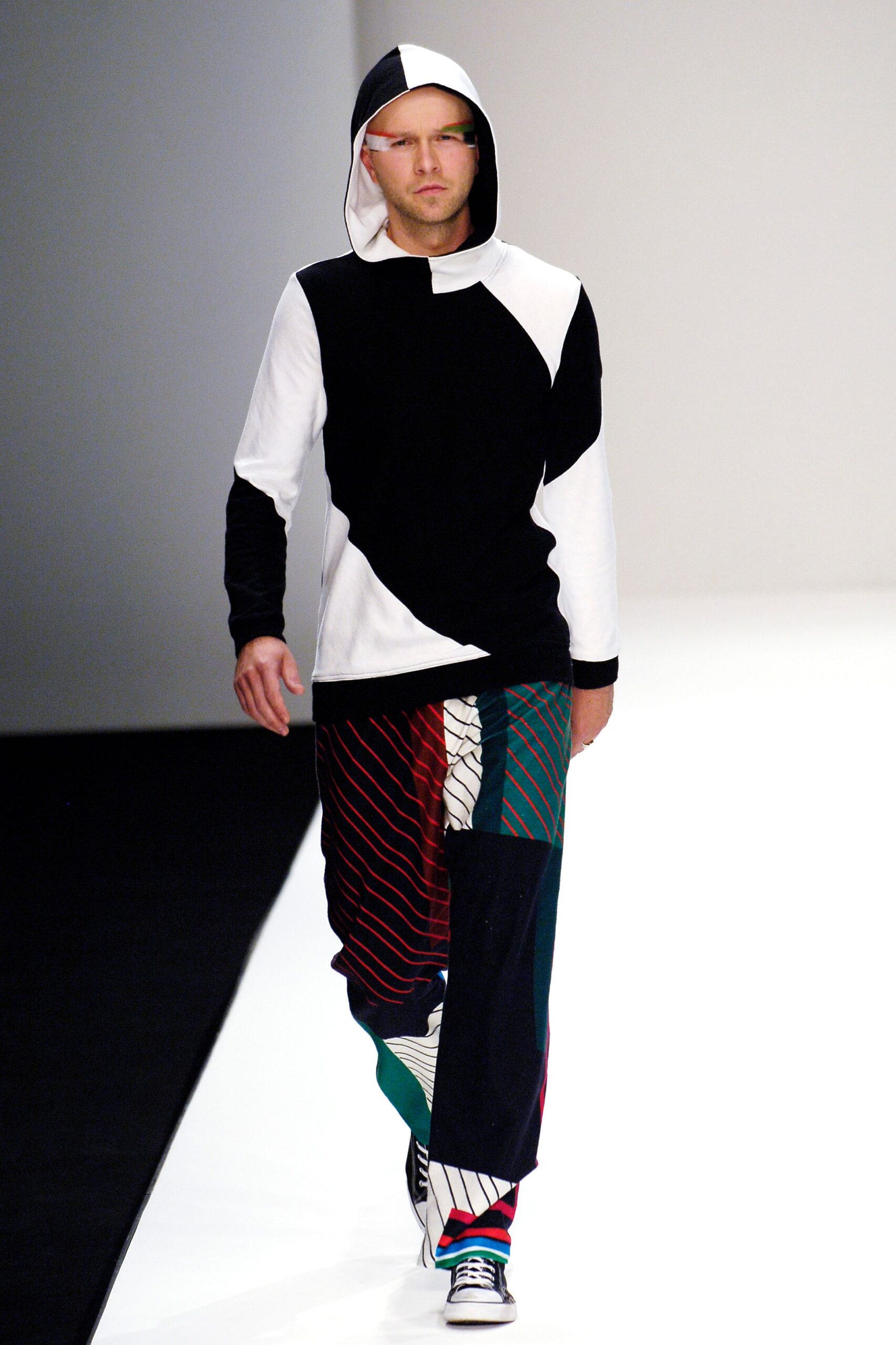 C-Neeon S/S 06 Look 51